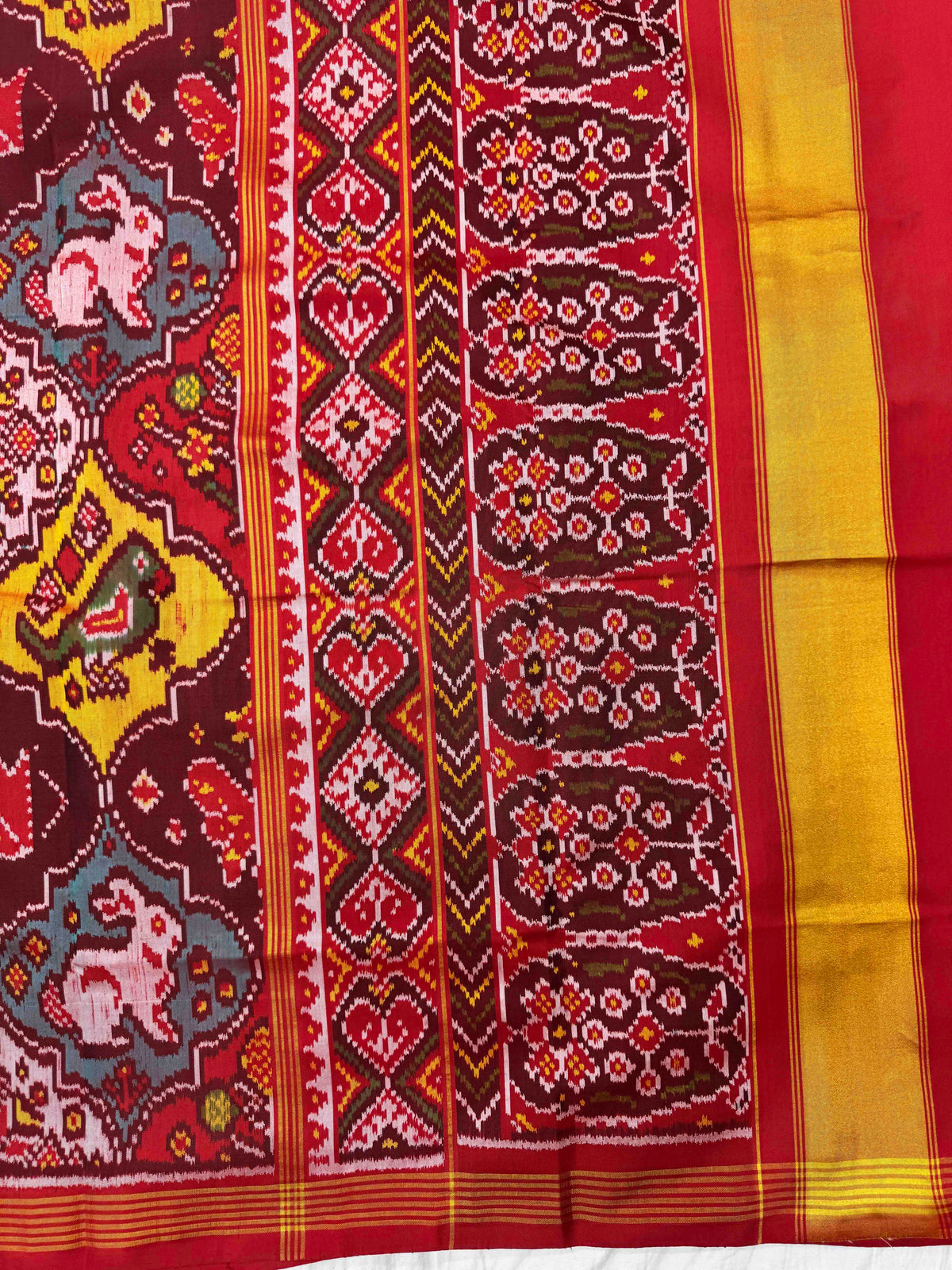 Red & Multicolor Matka Narikunj Single Ikat Patan Patola Saree