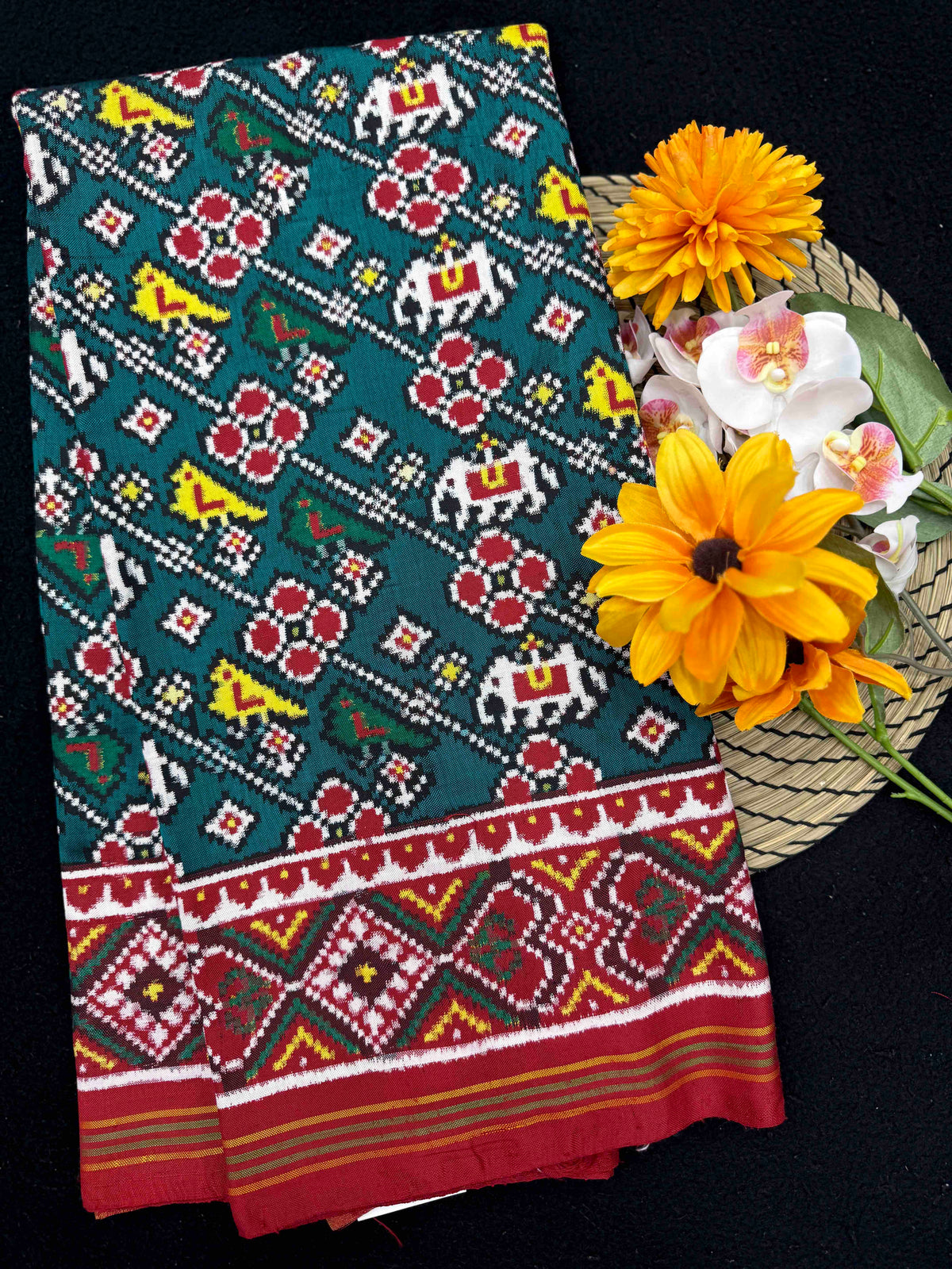 Red & Turquoise Narikunj Leheriya Double Ikat Patan Patola Saree