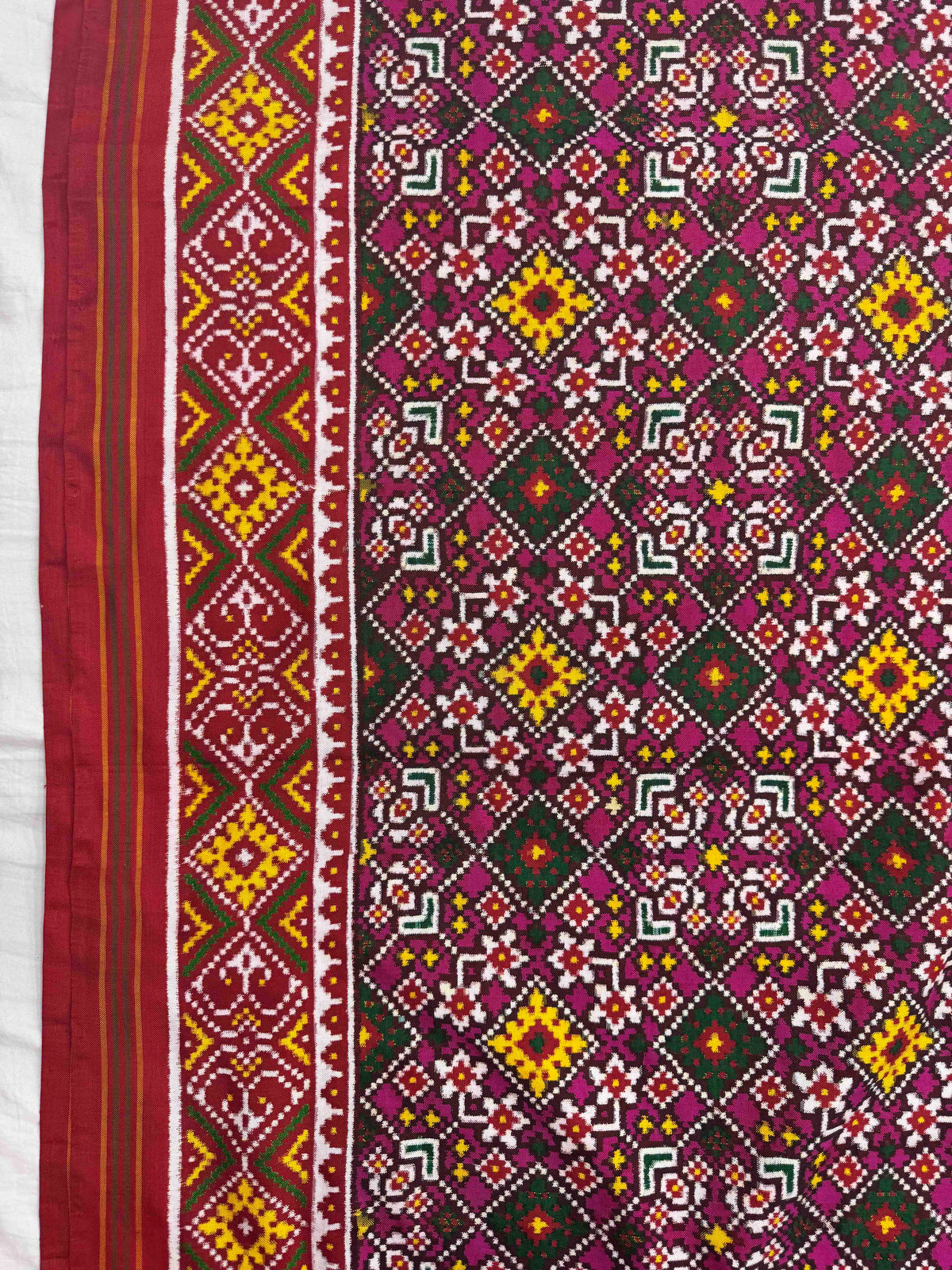 Red & Pink Fancy Navratan Double Ikat Patan Patola Saree