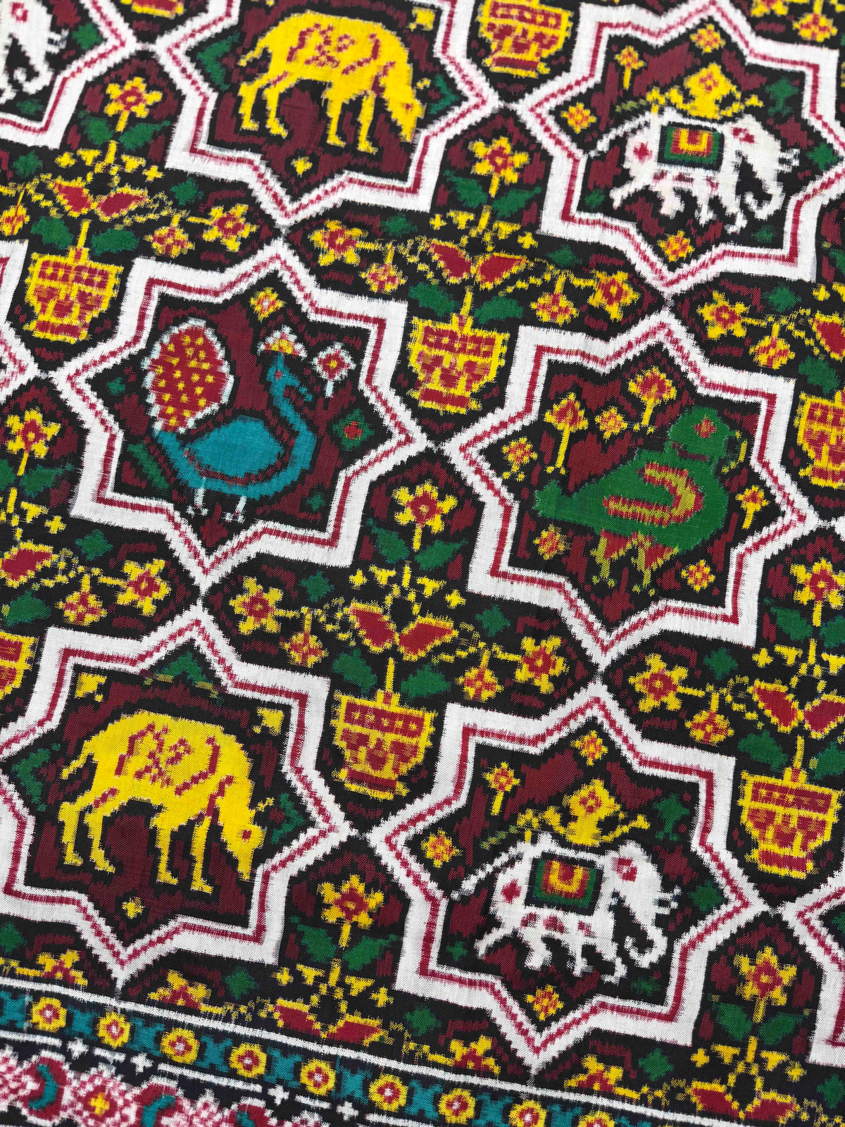 Red & Maroon Narikunj Star Double Ikat Patan Patola Saree