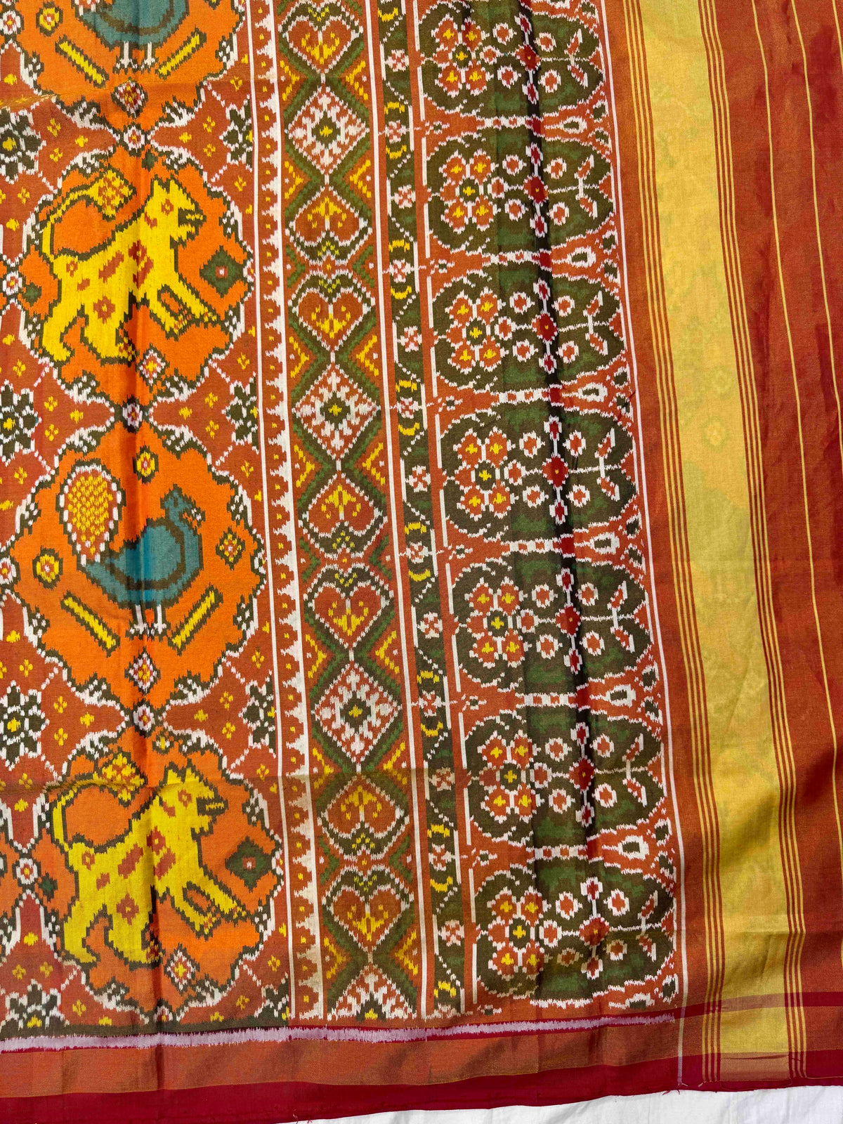 Red & Orange Big Figure Narikunj Chhabdi Tissue Patola Saree