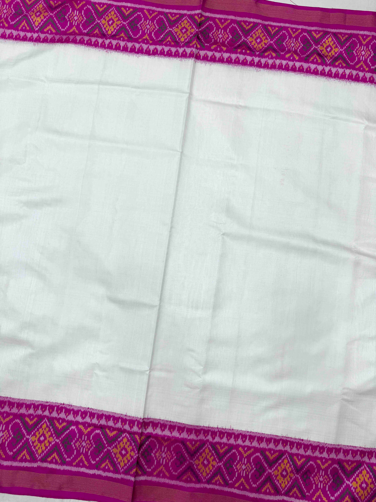Pink & White Plain Rajkot Patola Saree