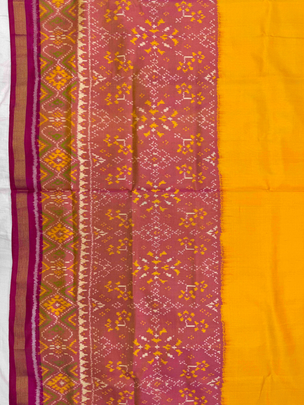 Peach & Yellow Plain with Navratan Scut Border Rajkot Patola Saree