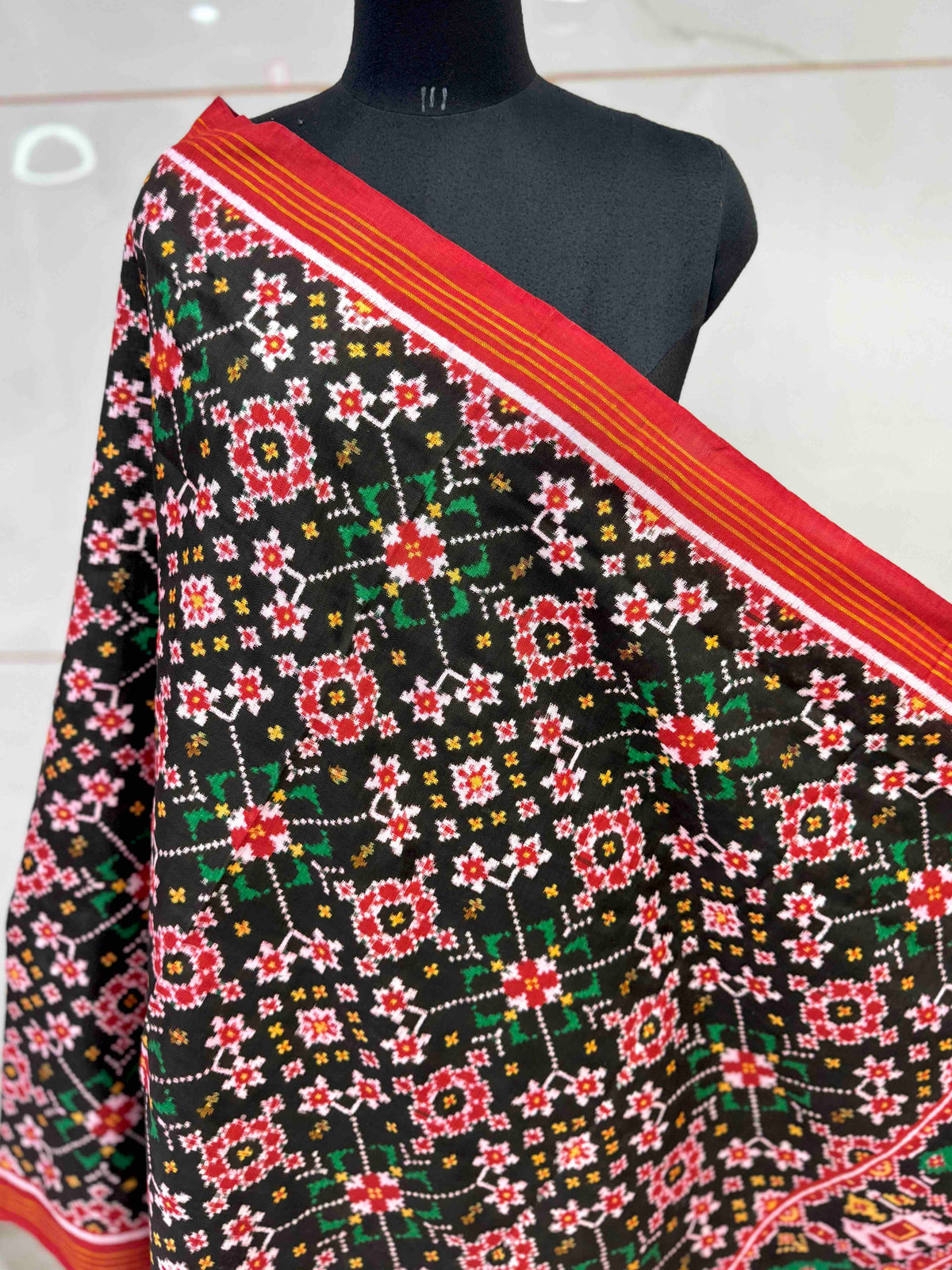Red & Black Navratan Double Ikat Patan Patola Dupatta