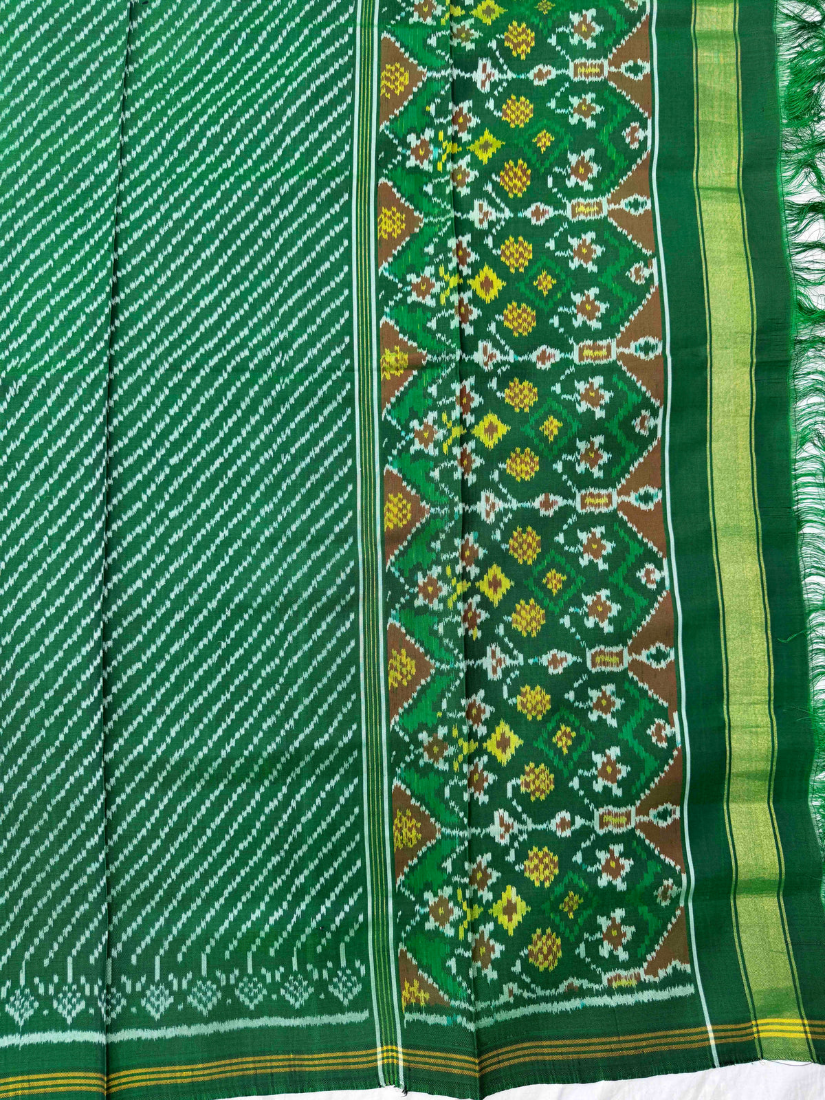Green Linging Semi Double Ikat Patola Dupatta