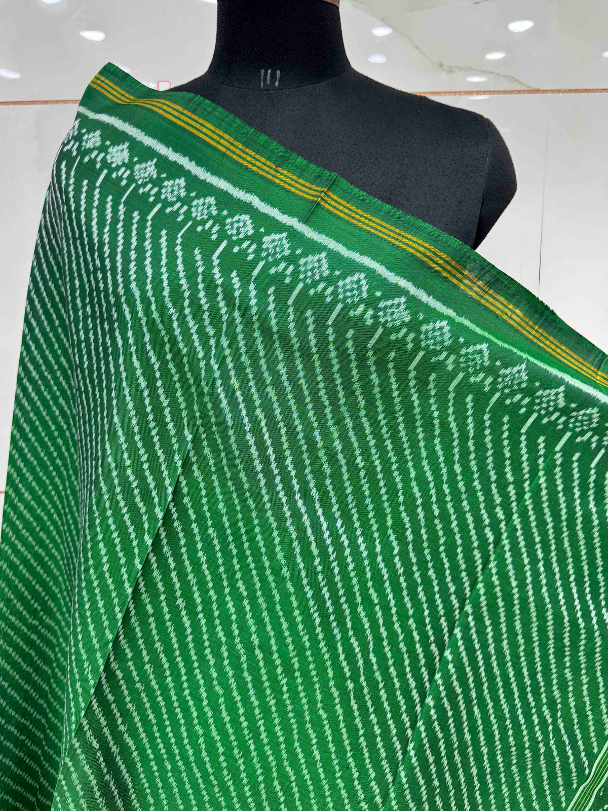 Green Linging Semi Double Ikat Patola Dupatta