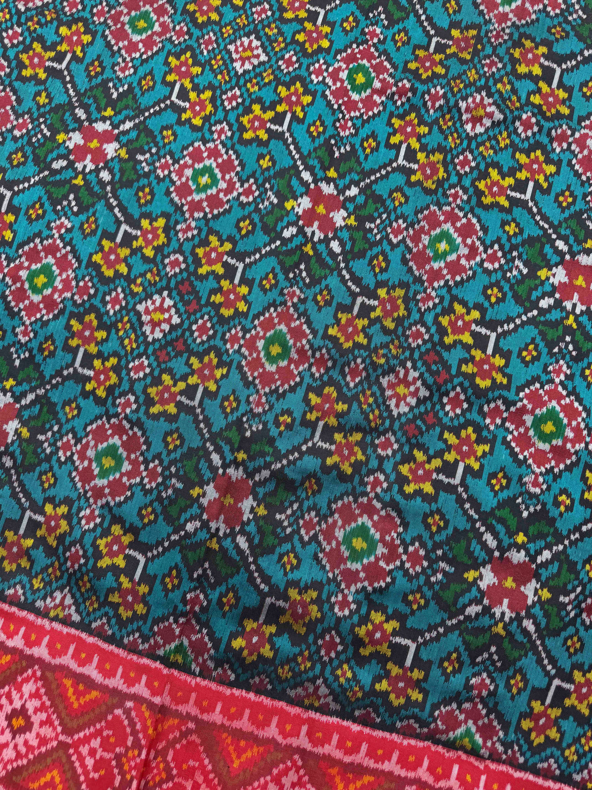 Red & Turquoise Navratan Single Ikat Patan Patola Saree