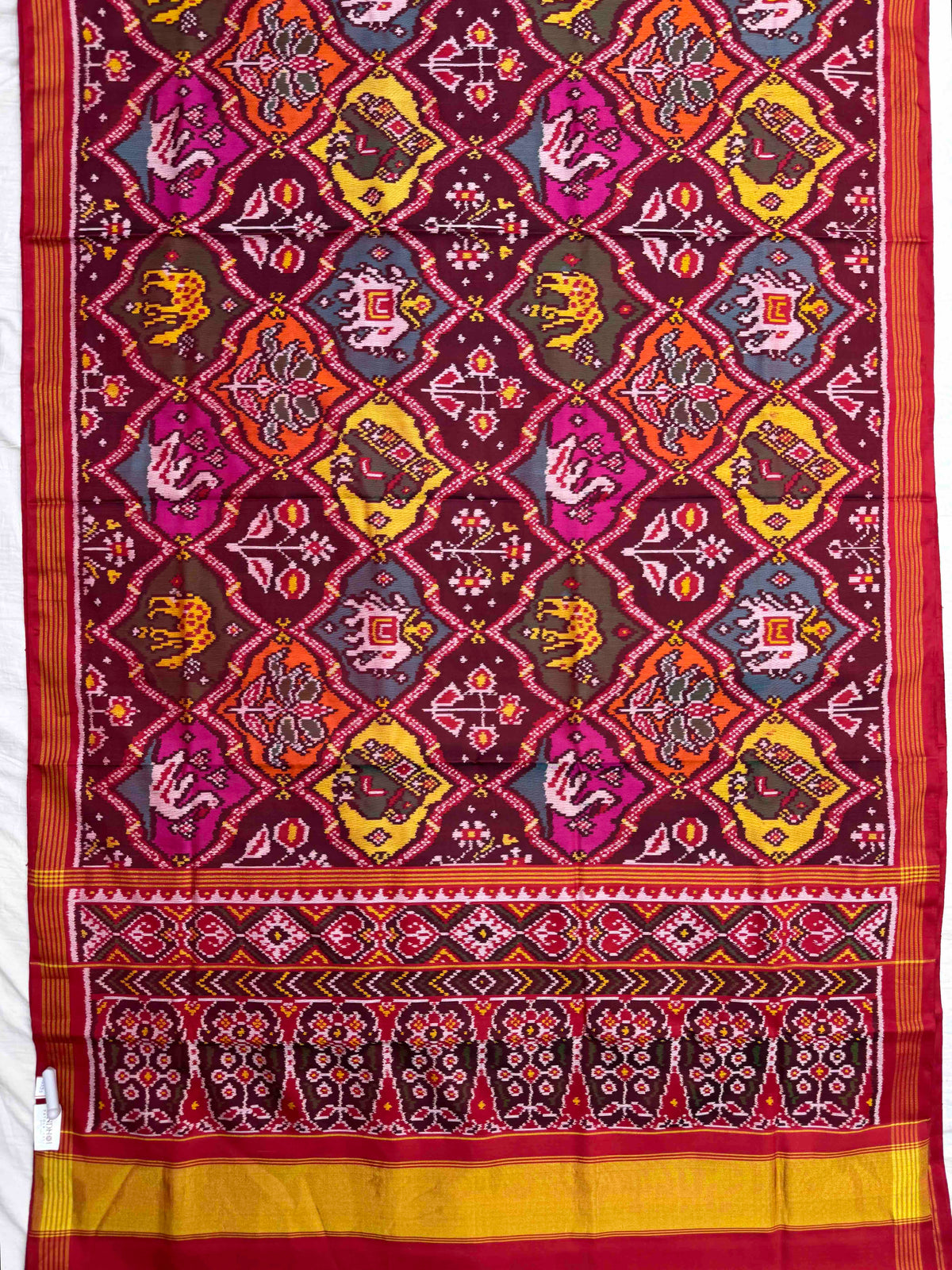 Red & Multicolour Narikunj Matka Single Ikat Patan Patola Saree