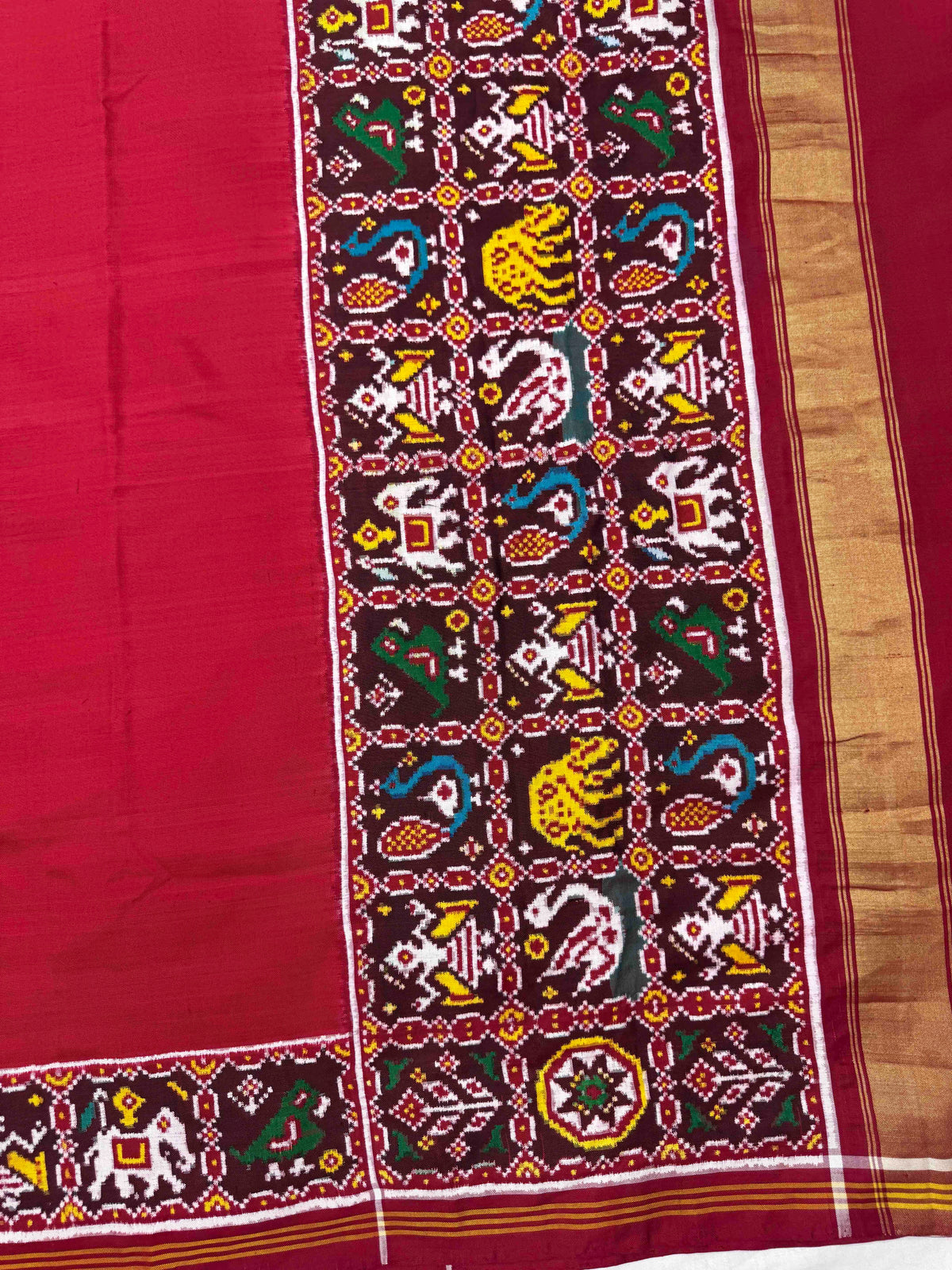 Red Plain with Narikunj Border Pallu Double Ikat Patan Patola Saree