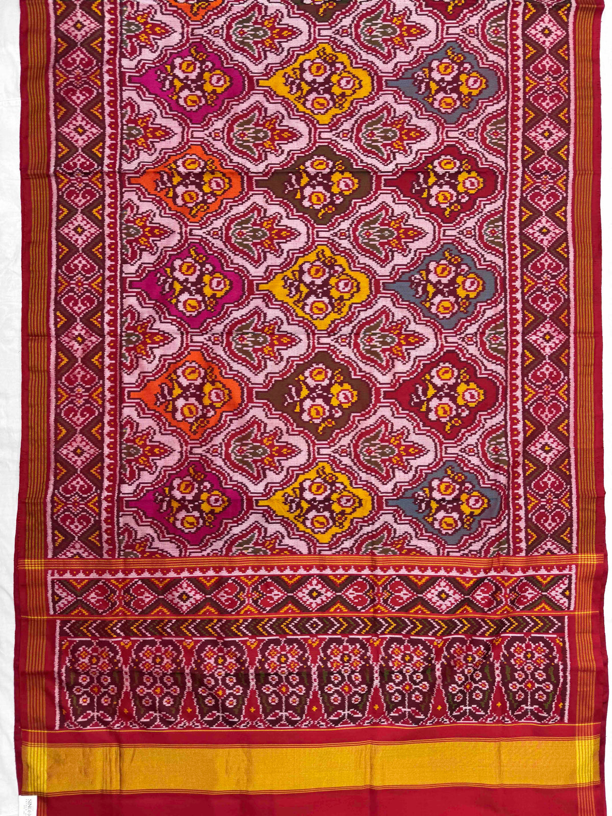Maroon & Multicolour Fancy Flower Single Ikat Patan Patola Saree