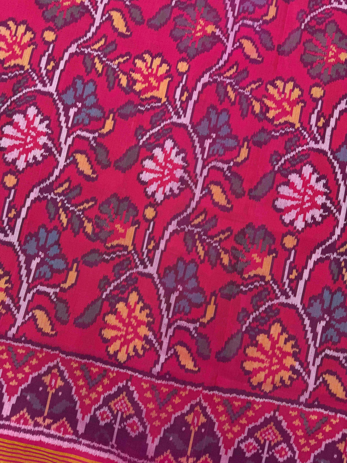 Pink Fancy Flower Leaves Single Ikat Patan Patola Saree