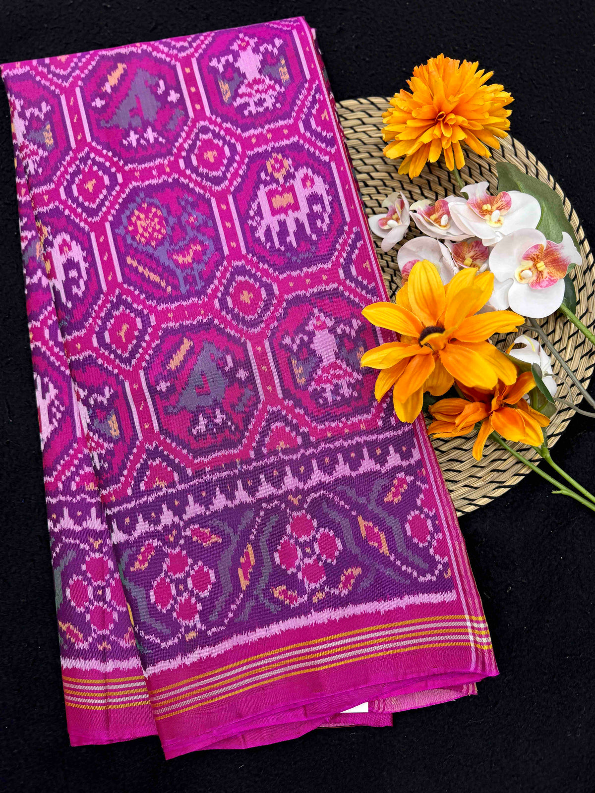 Pink Small Narikunj Single Ikat Patan Patola Saree