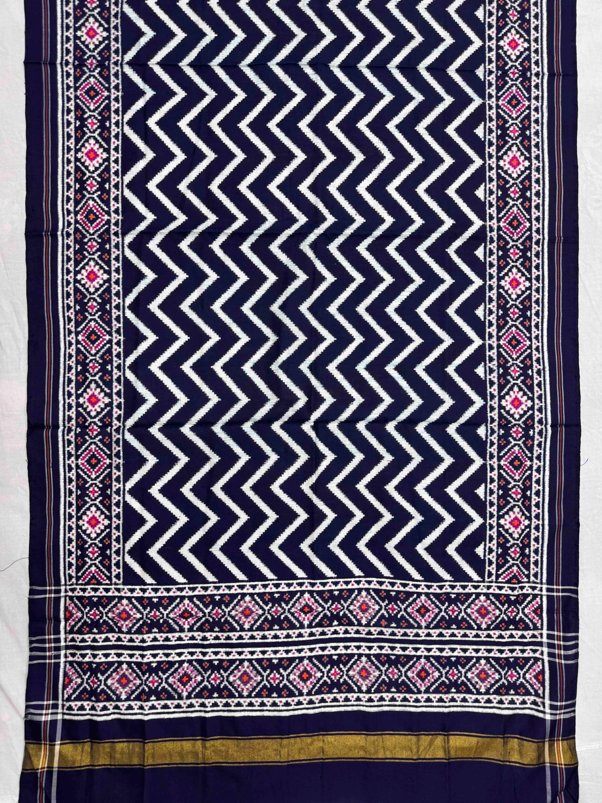 Dark Blue & White Zig Zag Double Ikat Patan Patola Dupatta
