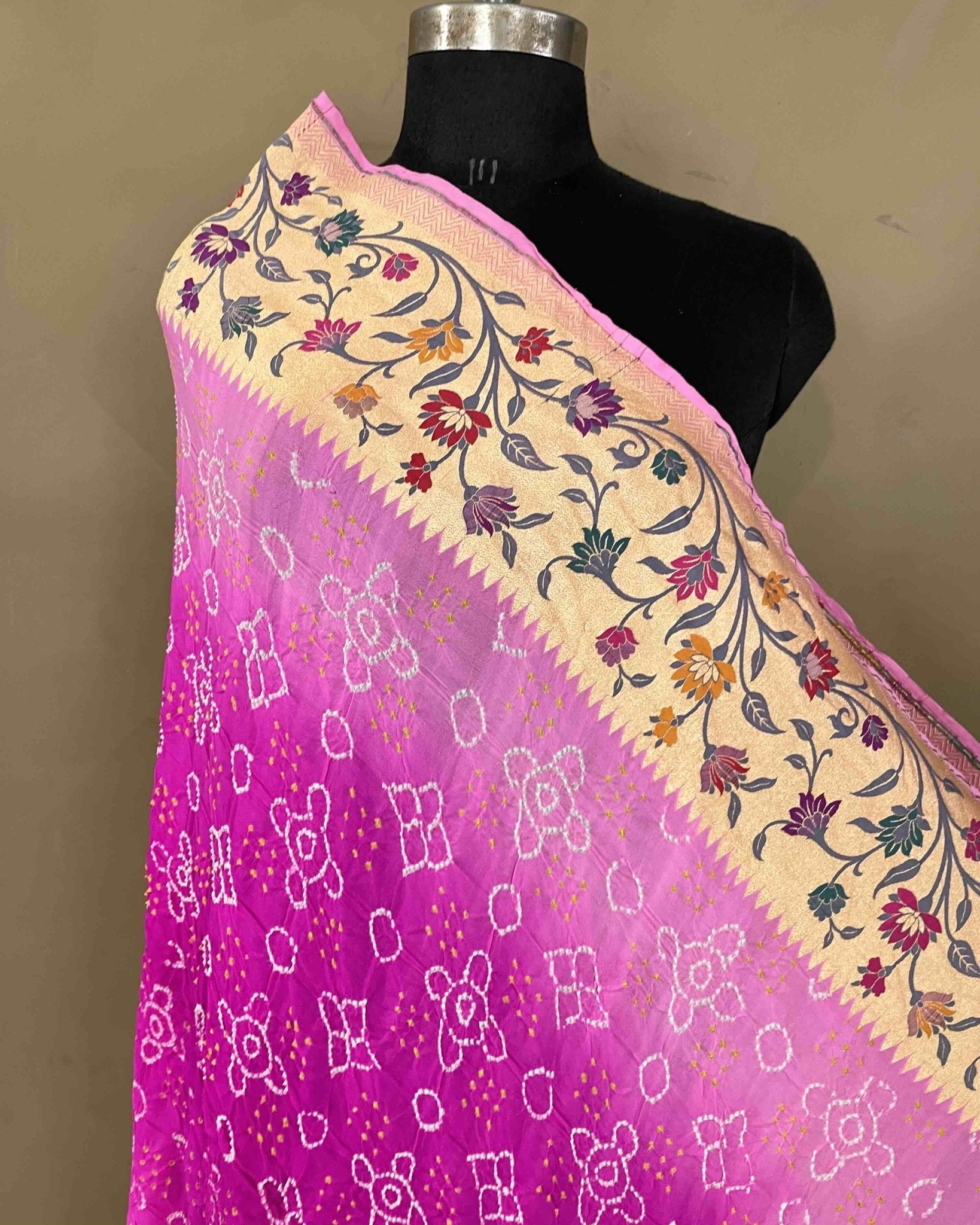 Baby Pink & Pink Shaded Georgette Bandhani Dupatta - SindhoiPatolaArt