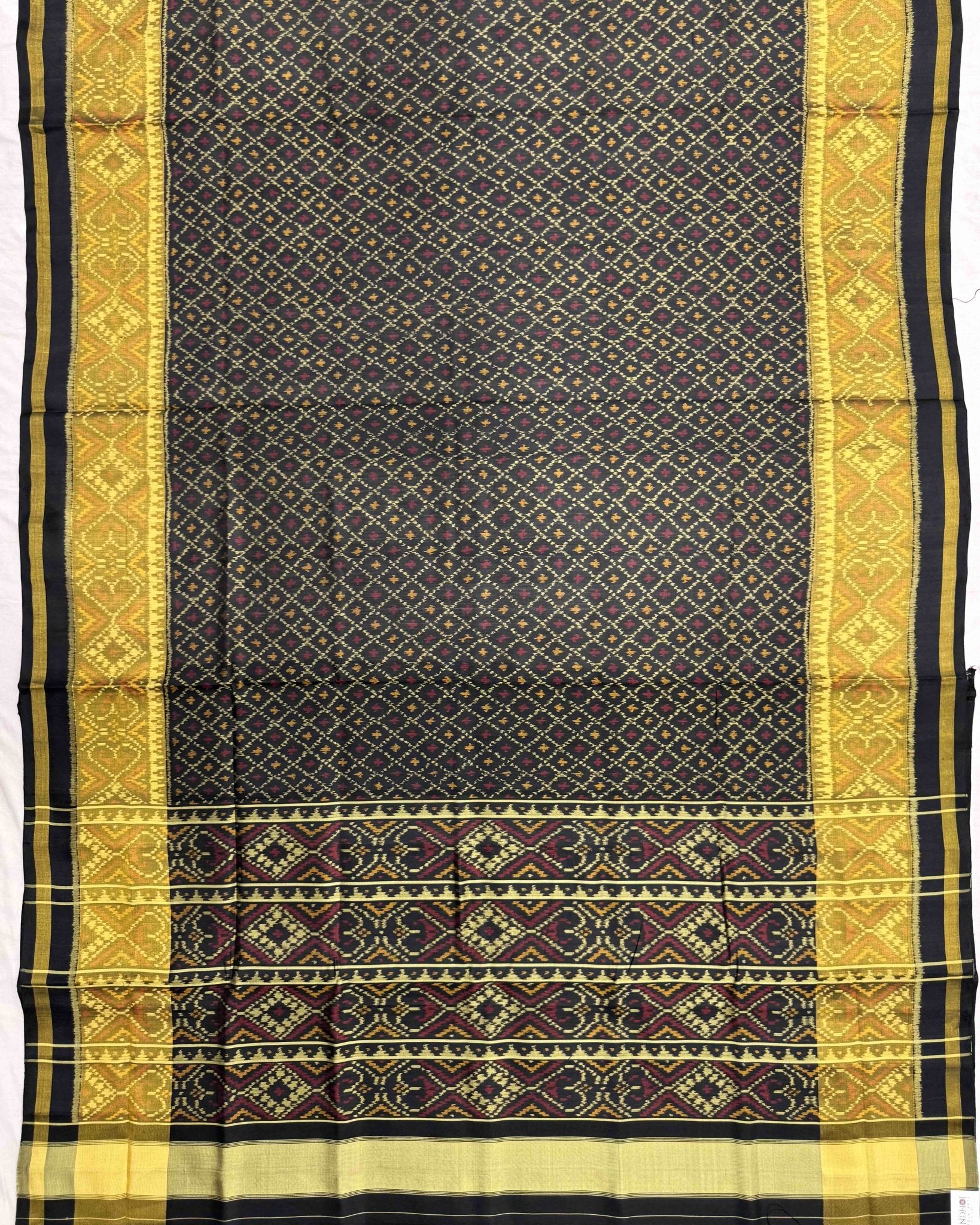 Black Dariya Bhatt Patola Saree - SindhoiPatolaArt