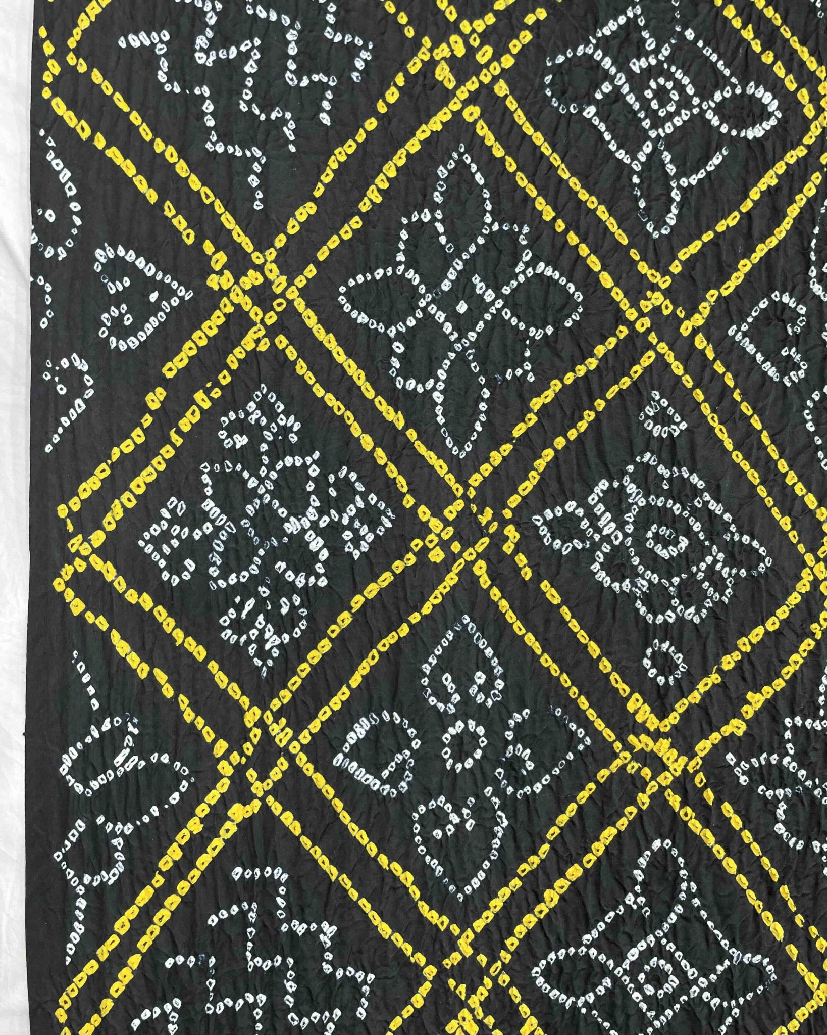 Black Gajji Bandhani Dupatta - SindhoiPatolaArt