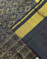 Black Manekchowk Navratan Patola Saree - SindhoiPatolaArt