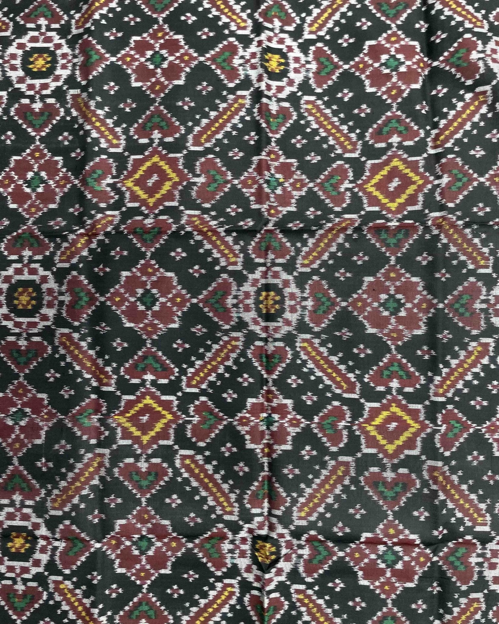 Black Manekchowk Patola Dupatta - SindhoiPatolaArt