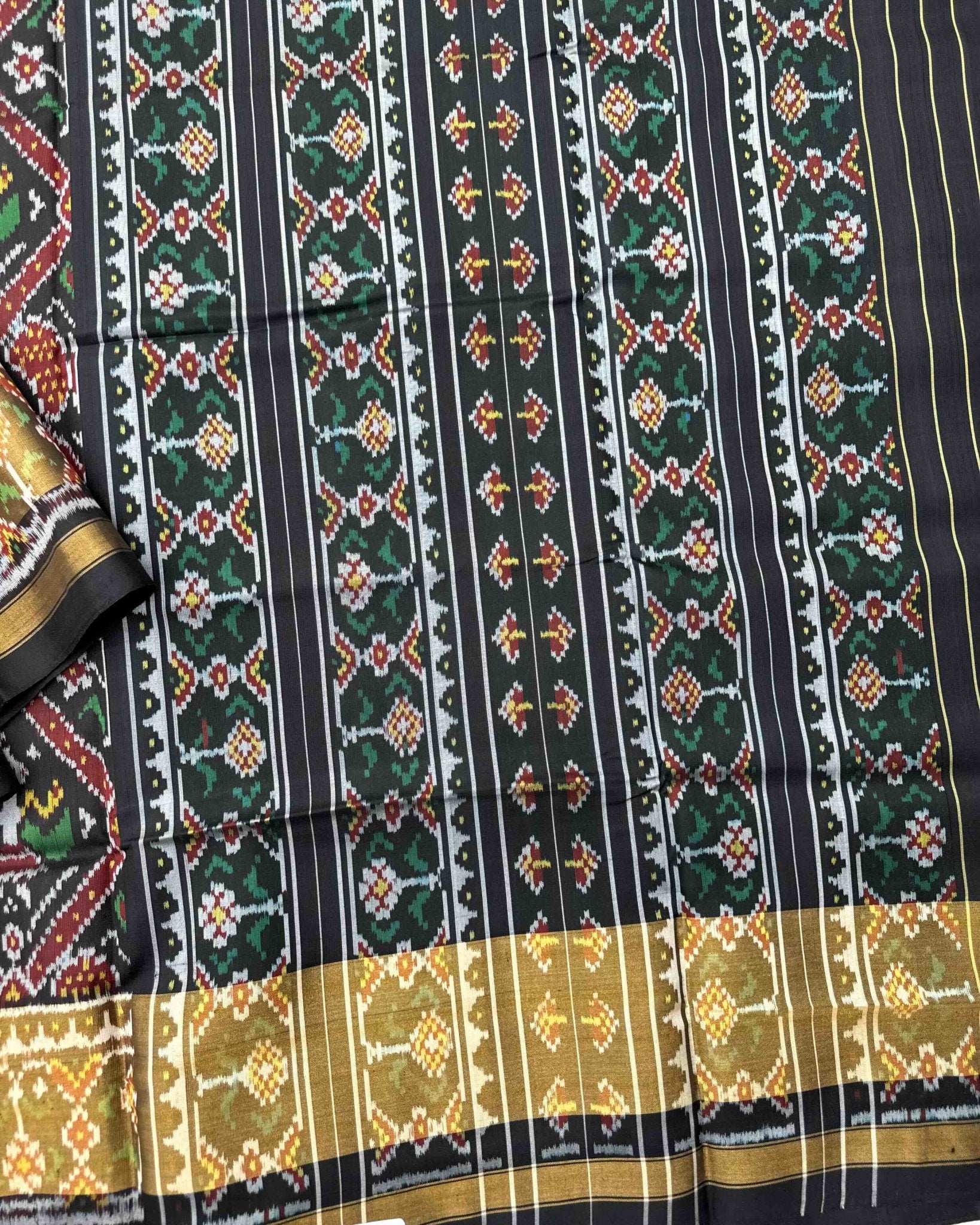 Black Narikunj Patola Saree - SindhoiPatolaArt
