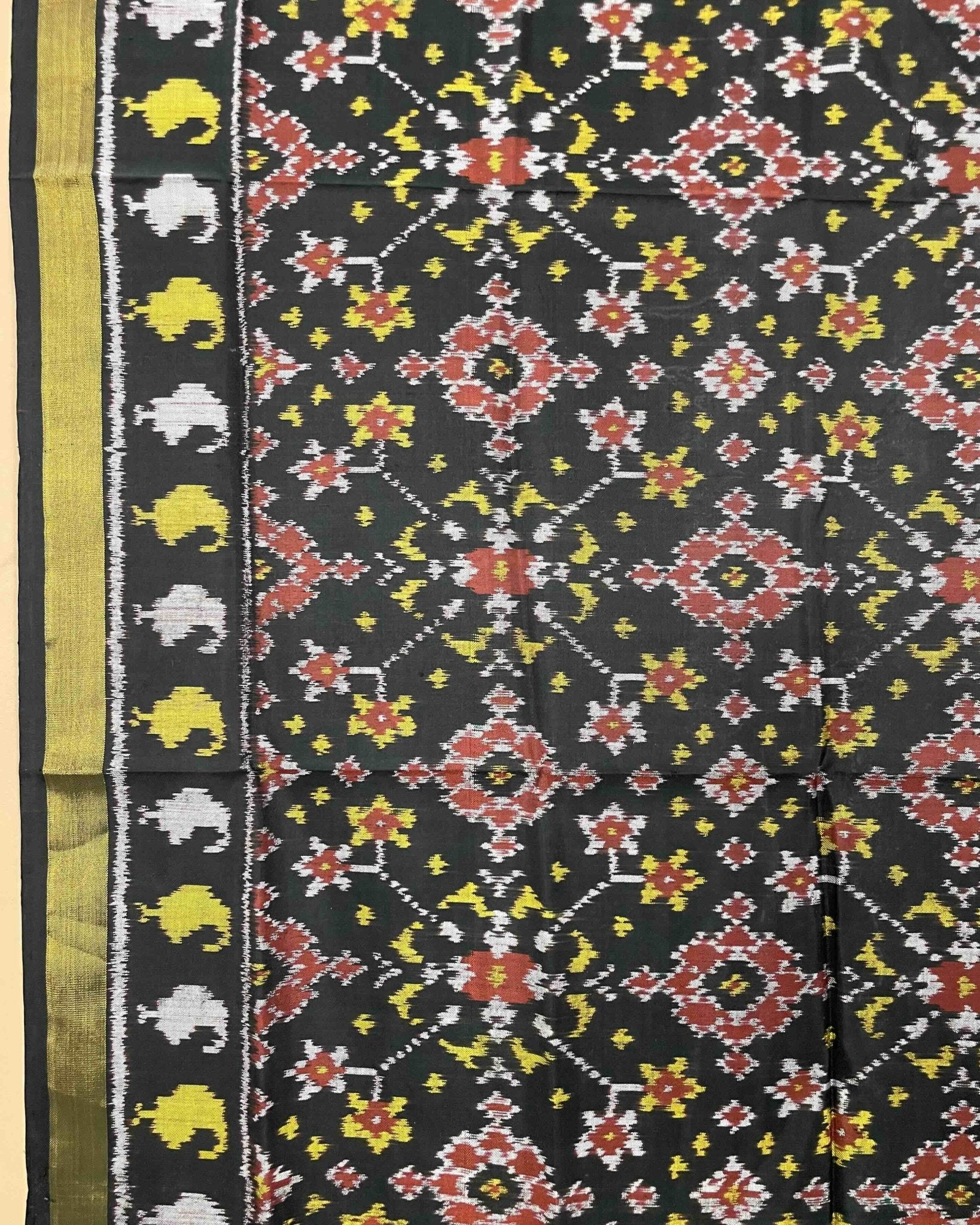 Black Navratan Patola Dupatta - SindhoiPatolaArt