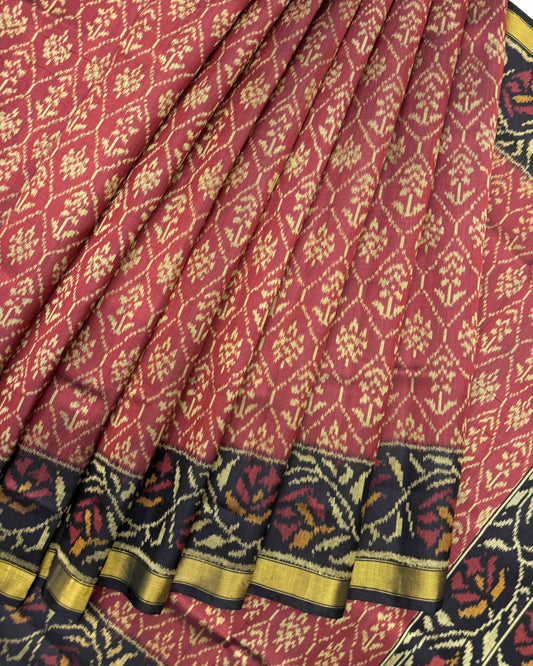Black & Red Daram Bhatt Patola Saree - SindhoiPatolaArt
