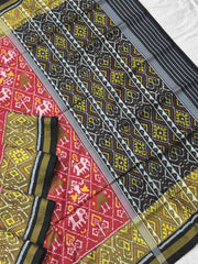 Black & Red narikunj Rajkot Patola - SindhoiPatolaArt