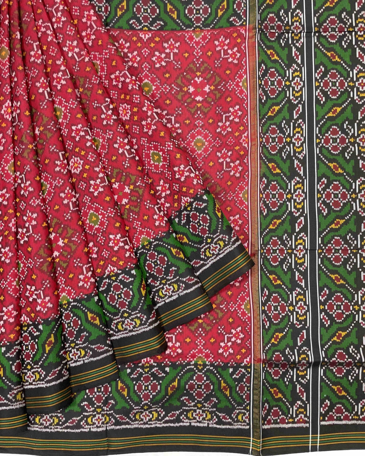 Black & Red Navratan Designer Patola Saree - SindhoiPatolaArt