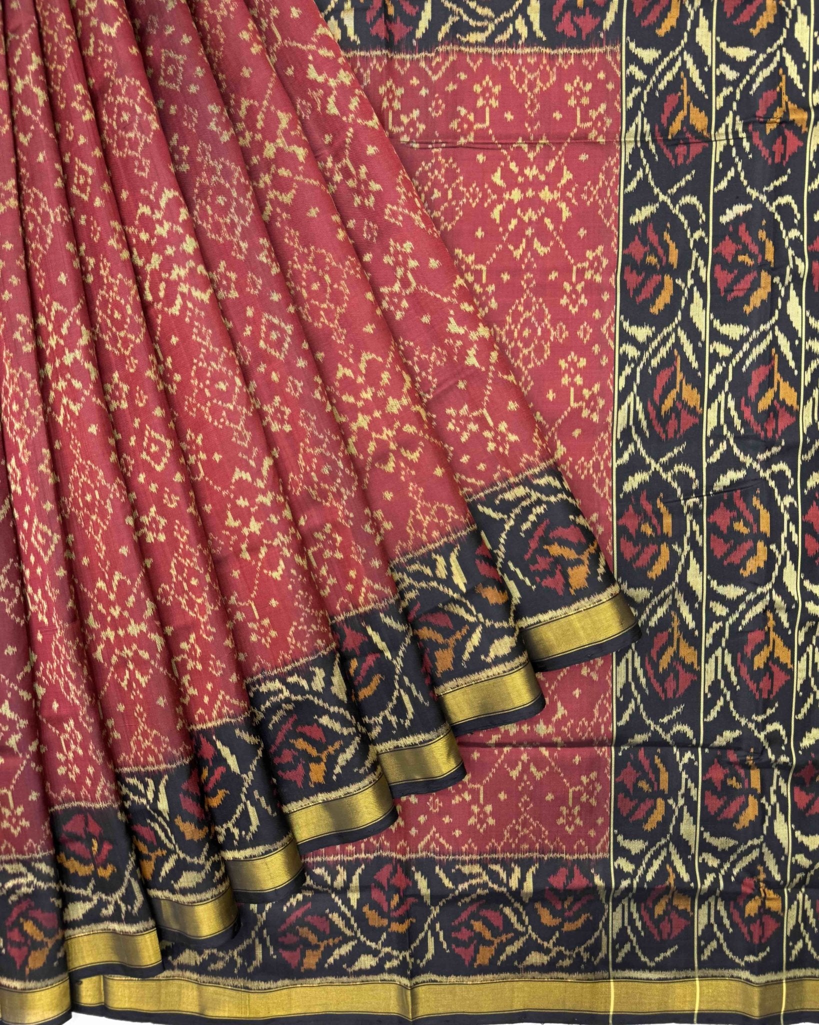 Black & Red Navratan Patola Saree - SindhoiPatolaArt