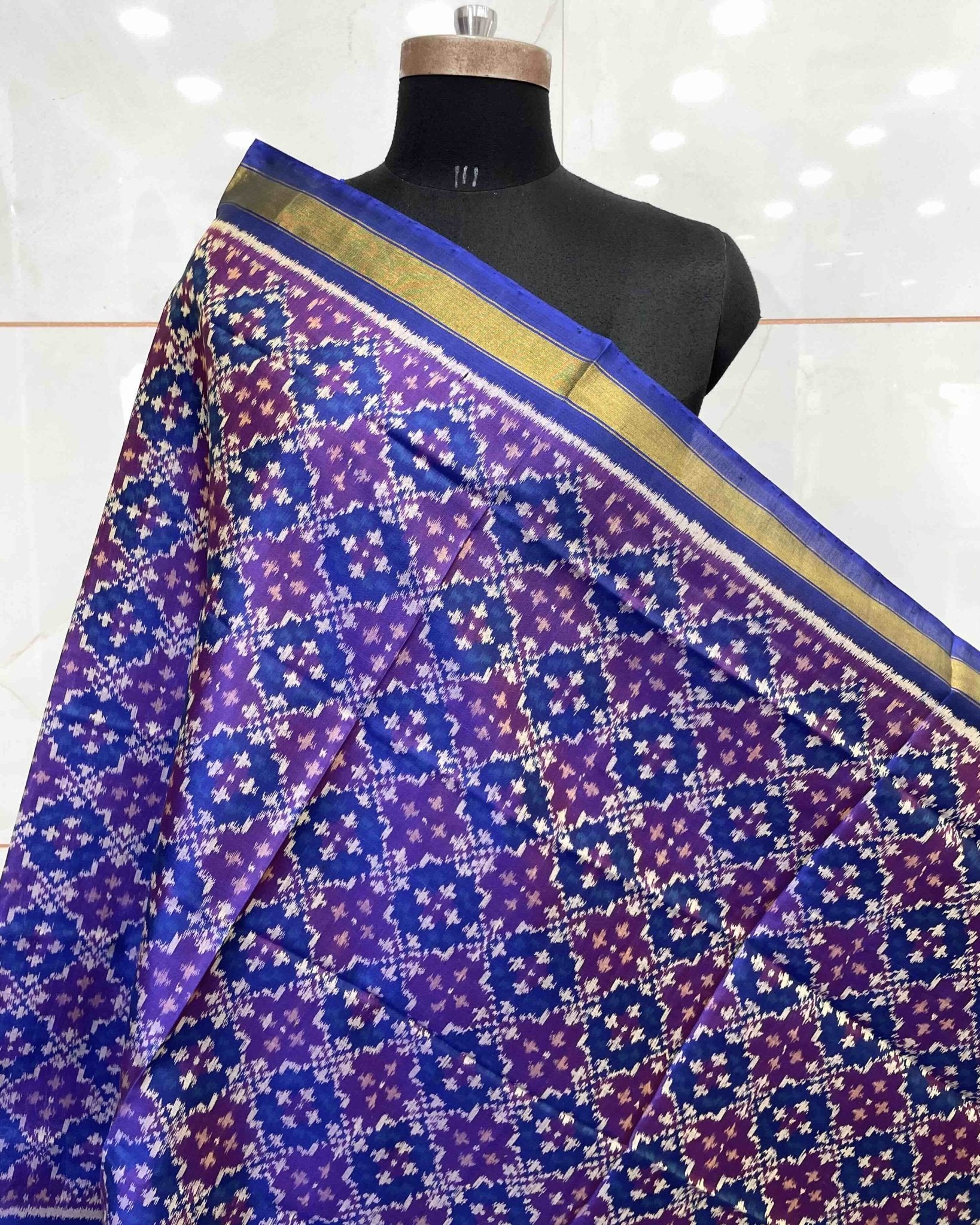 Blue Buttonful Design Patola Dupatta - SindhoiPatolaArt