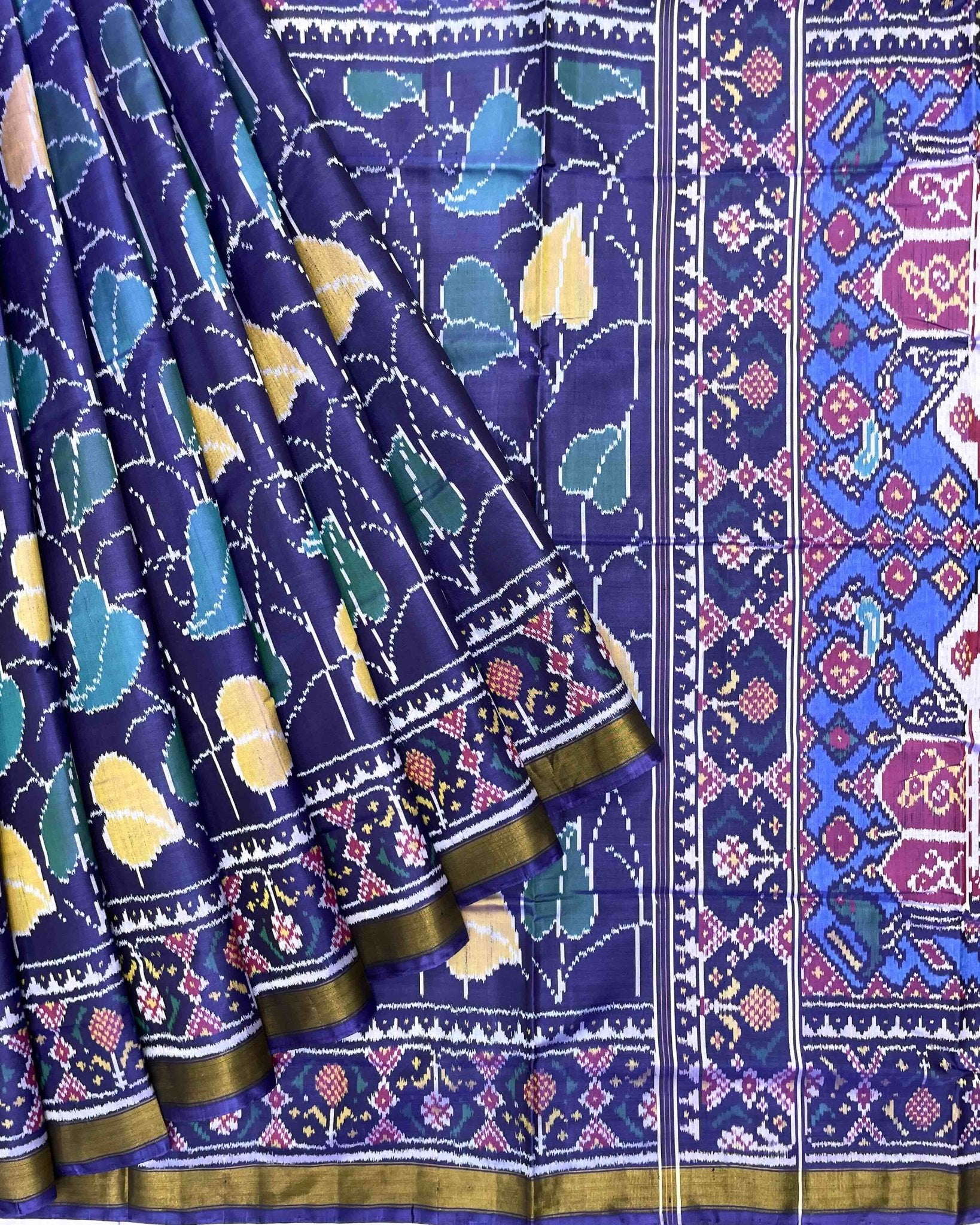 Blue Fancy Leaves Patola Saree - SindhoiPatolaArt