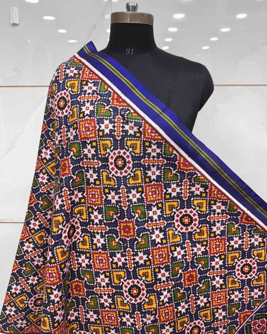 Blue Manekchowk Patola Dupatta - SindhoiPatolaArt