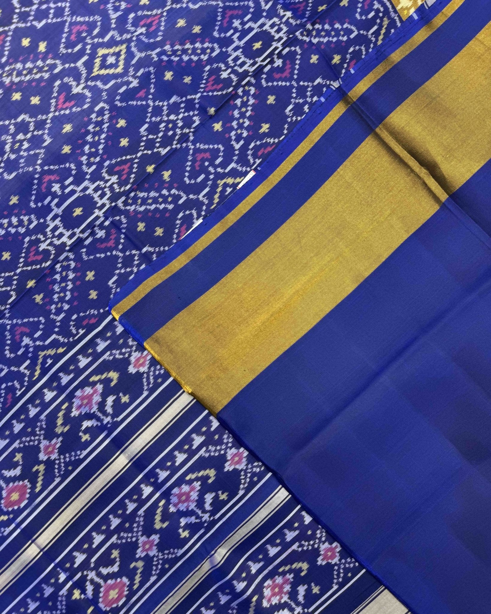 Blue Manekchowk Patola Saree - SindhoiPatolaArt