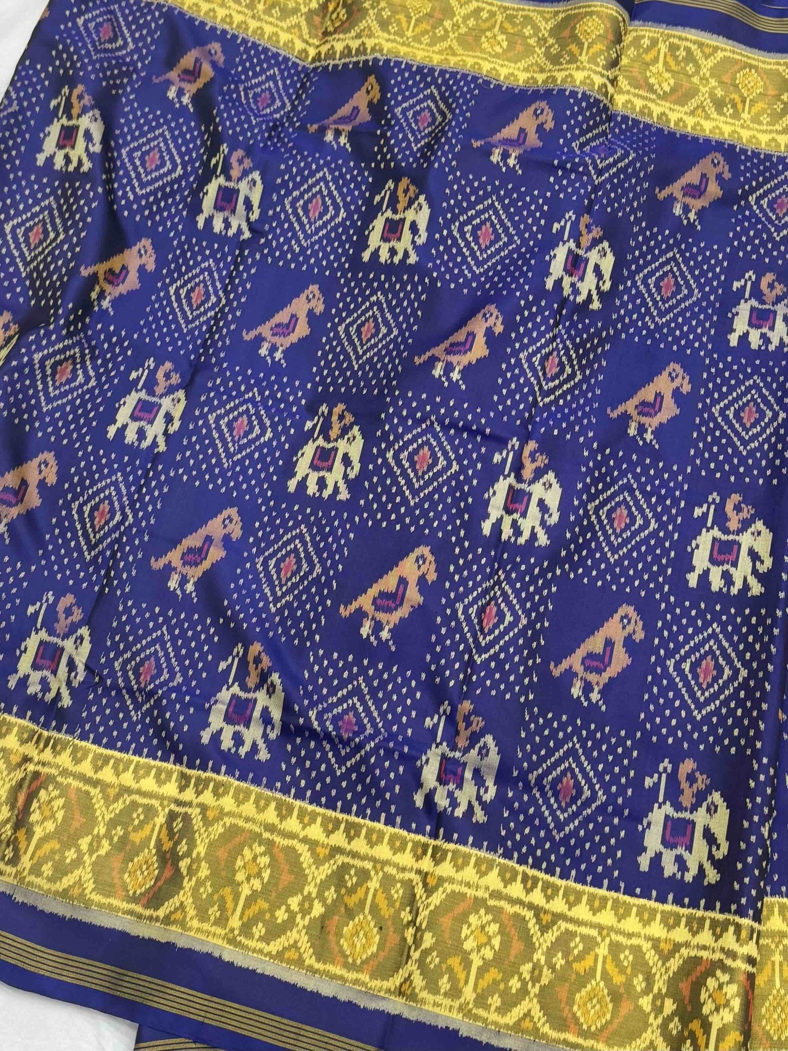 Blue Narikunj patola saree - SindhoiPatolaArt
