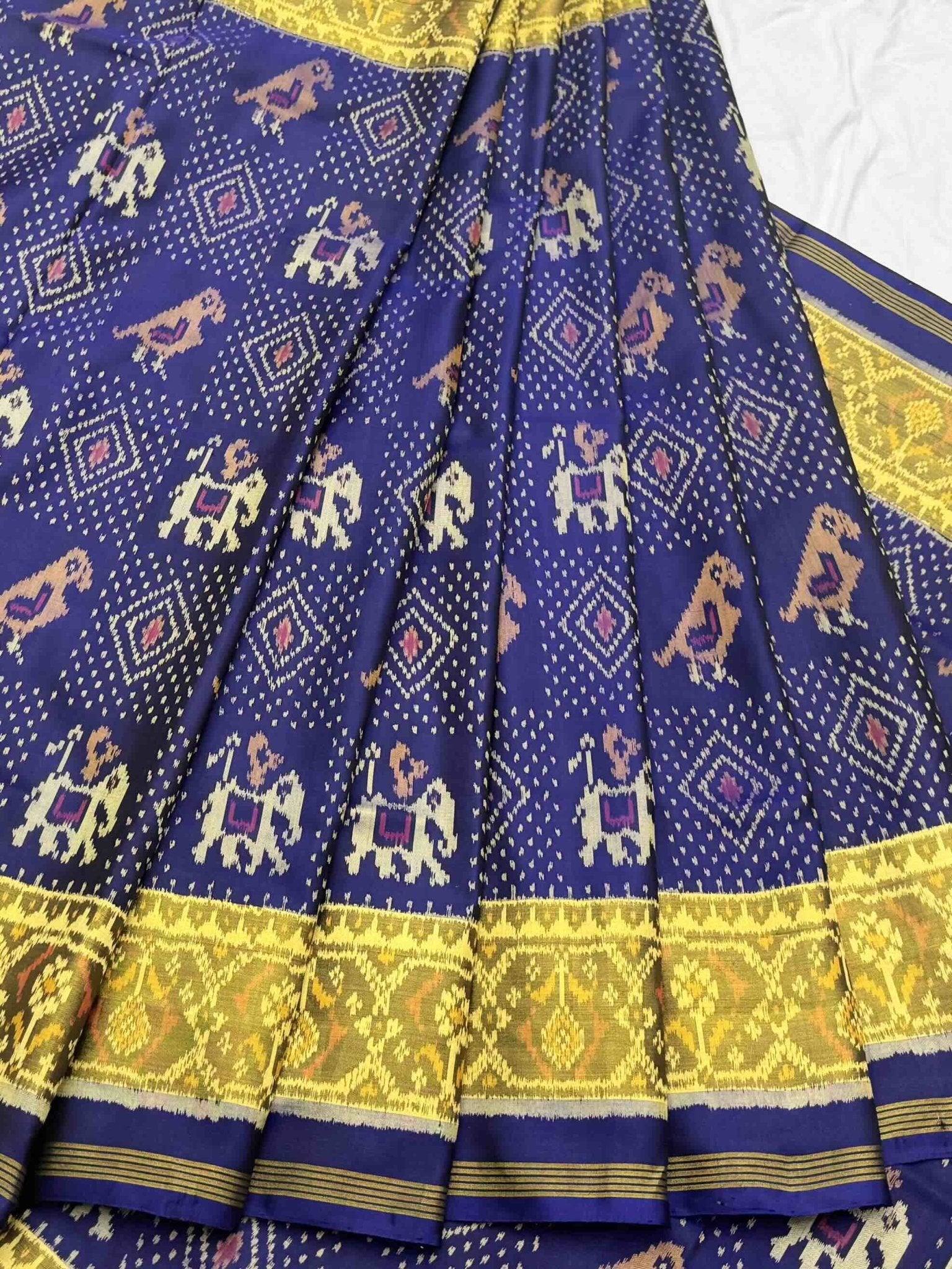 Blue Narikunj patola saree - SindhoiPatolaArt