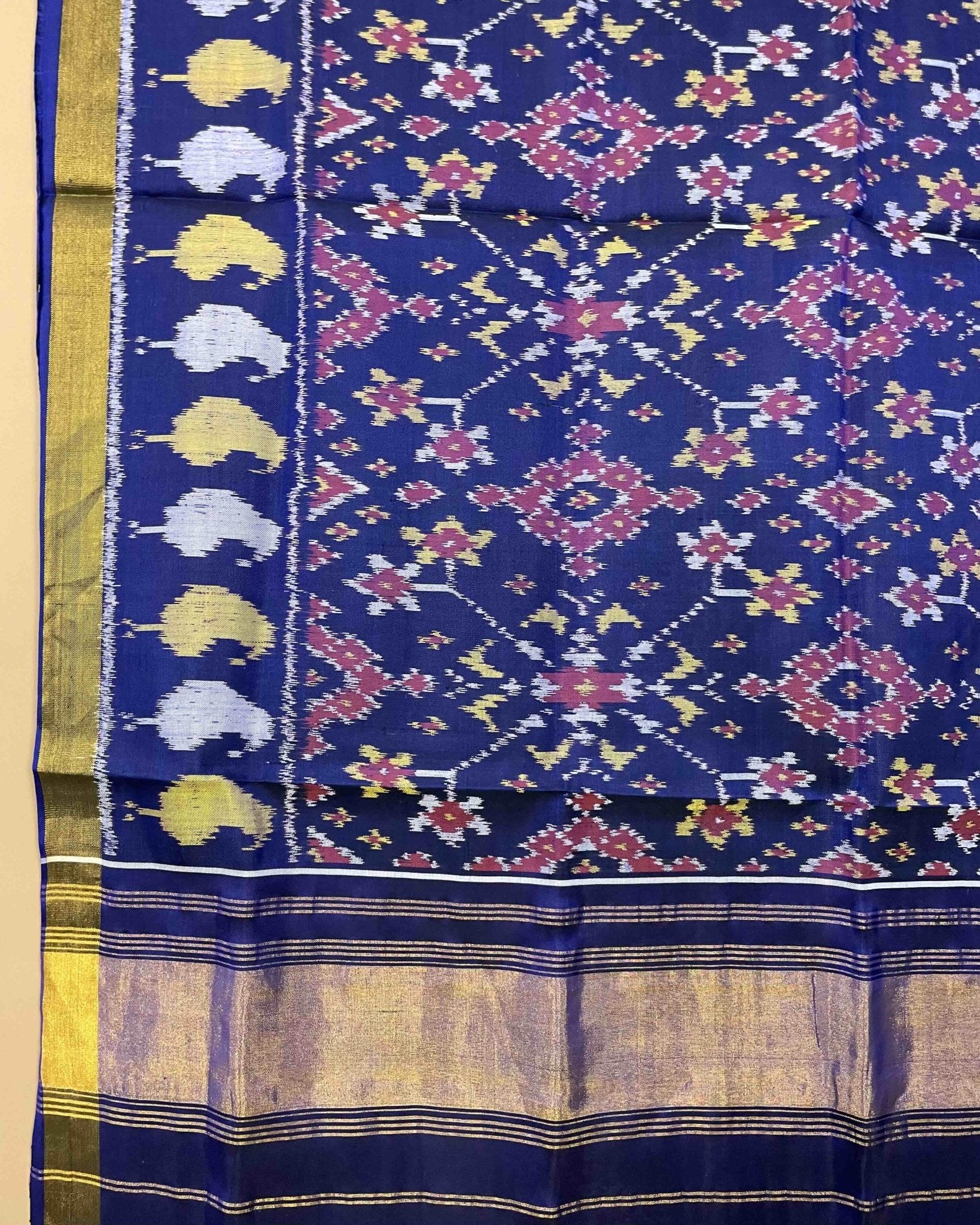 Blue Navratan Patola Dupatta - SindhoiPatolaArt