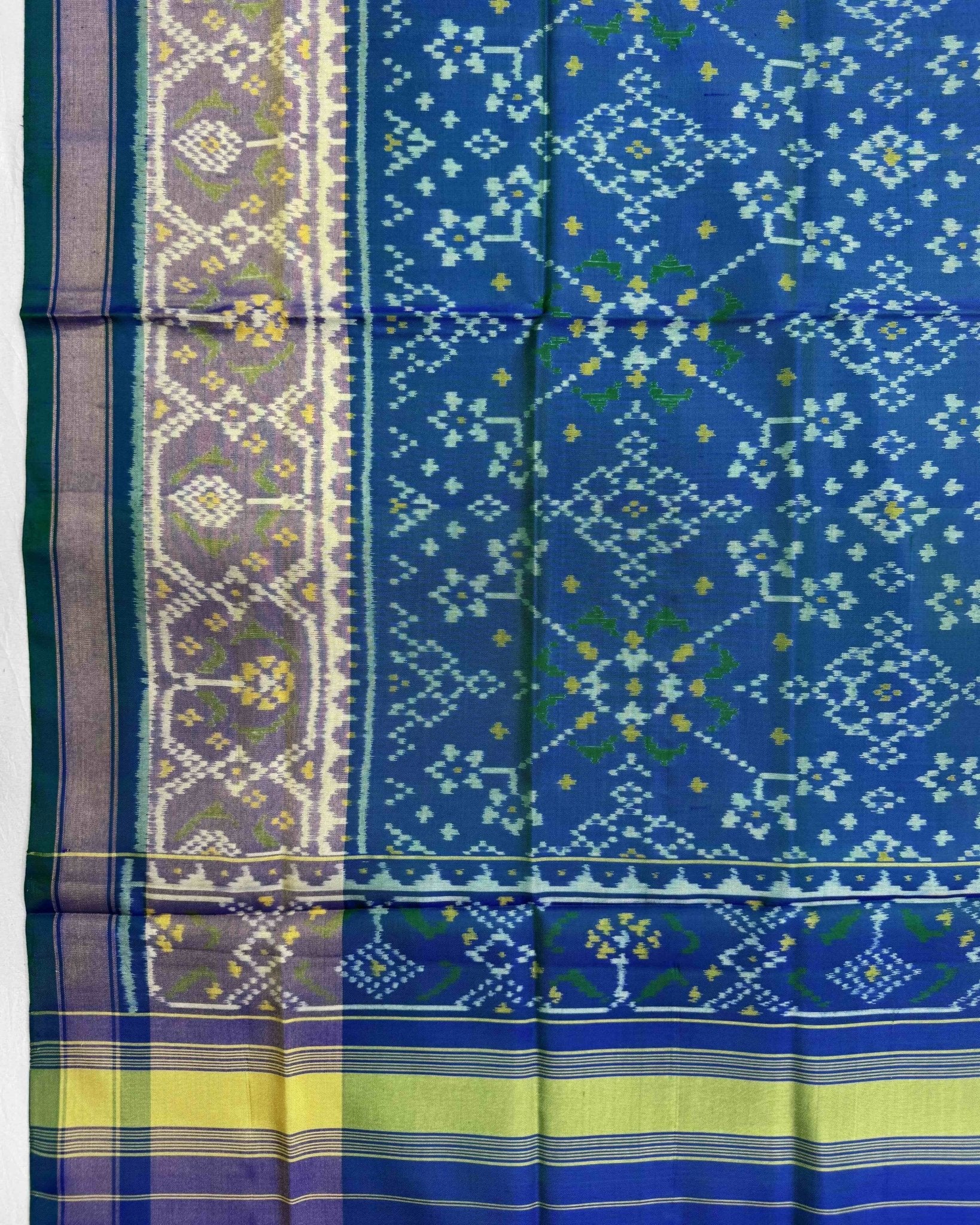 Blue Navratan Patola Dupatta - SindhoiPatolaArt