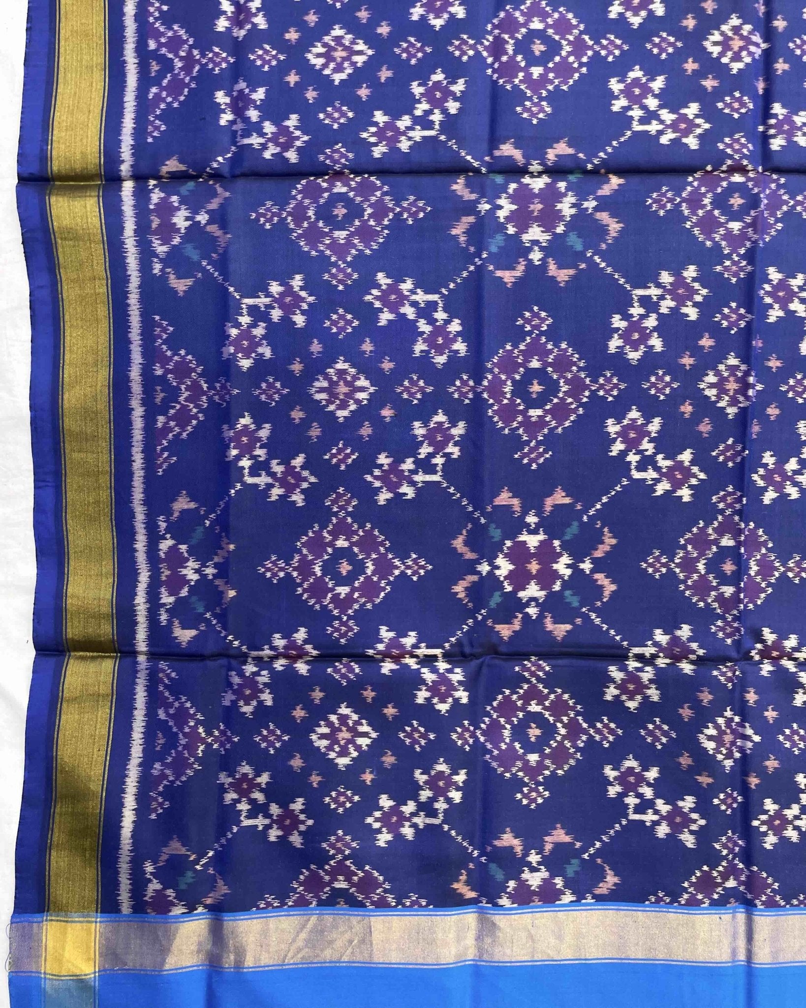 Blue Navratan Patola Dupatta - SindhoiPatolaArt