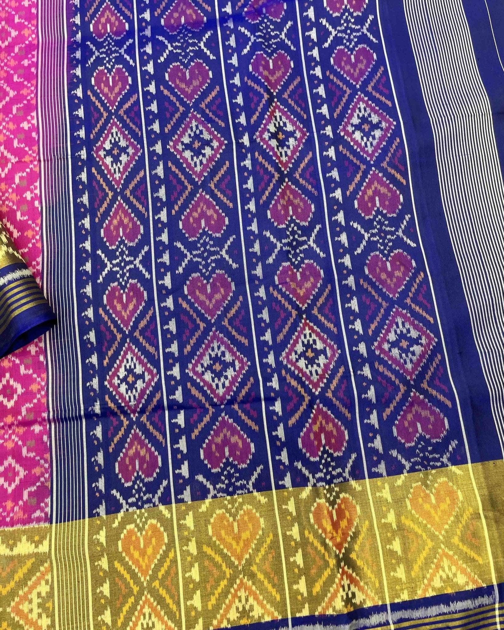 Blue & Pink Buttonful Patola Saree - SindhoiPatolaArt