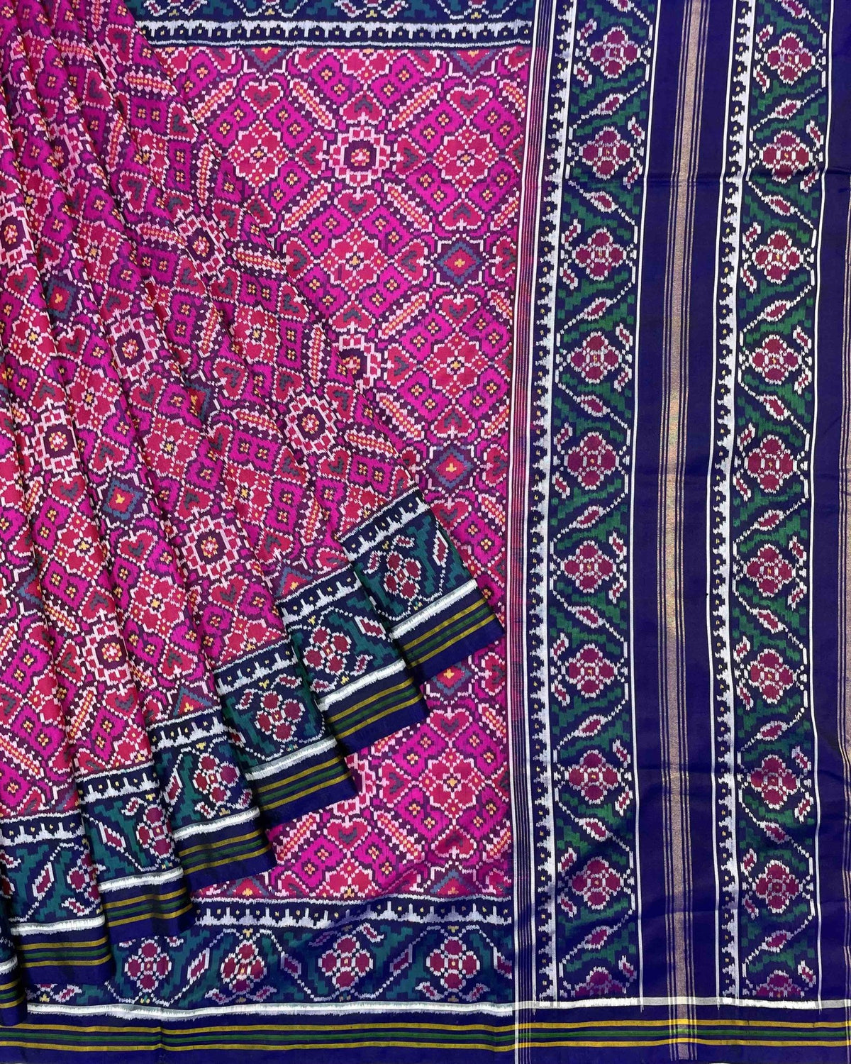 Blue & Pink Manekchowk Designer Patola Saree - SindhoiPatolaArt