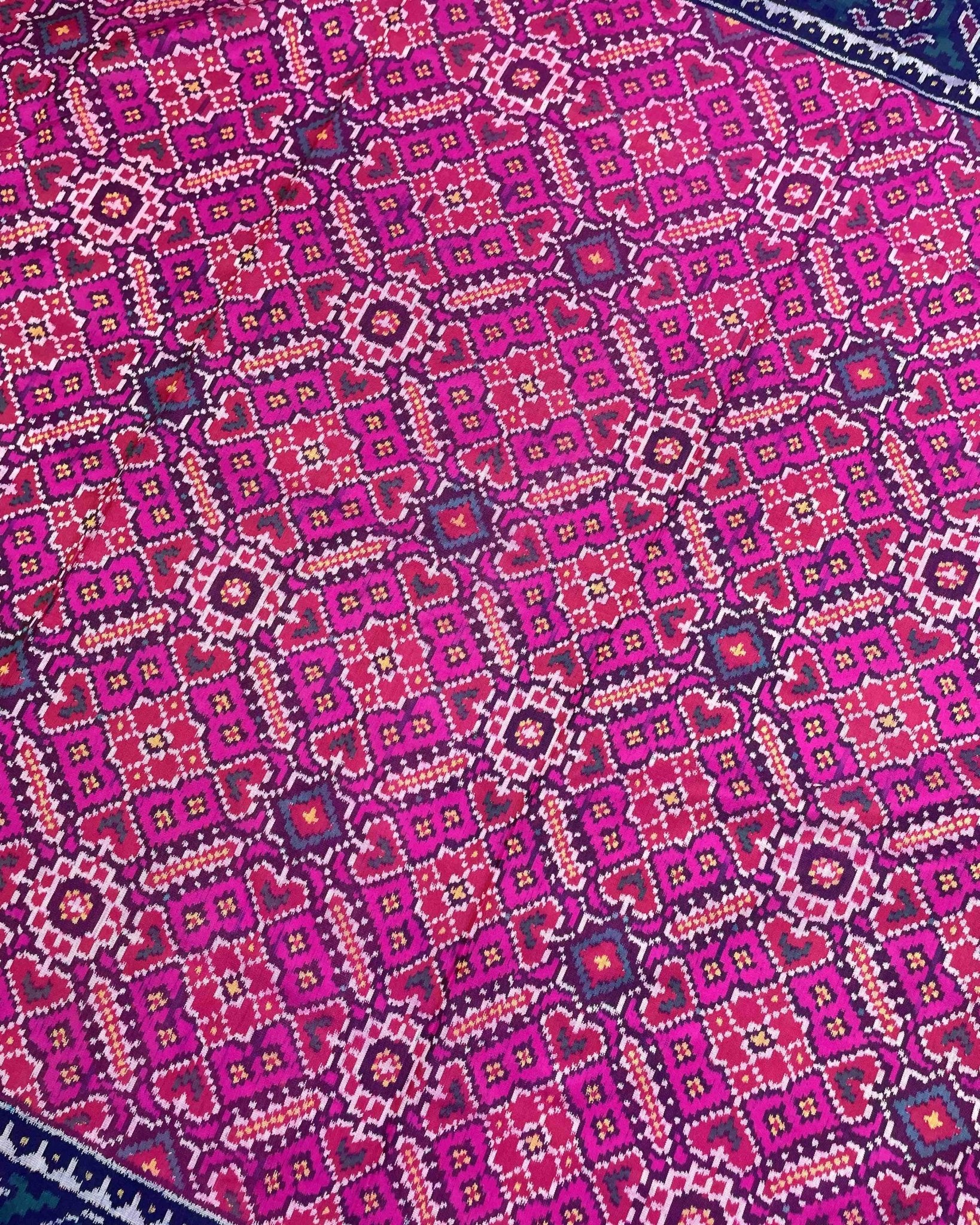 Blue & Pink Manekchowk Designer Patola Saree - SindhoiPatolaArt