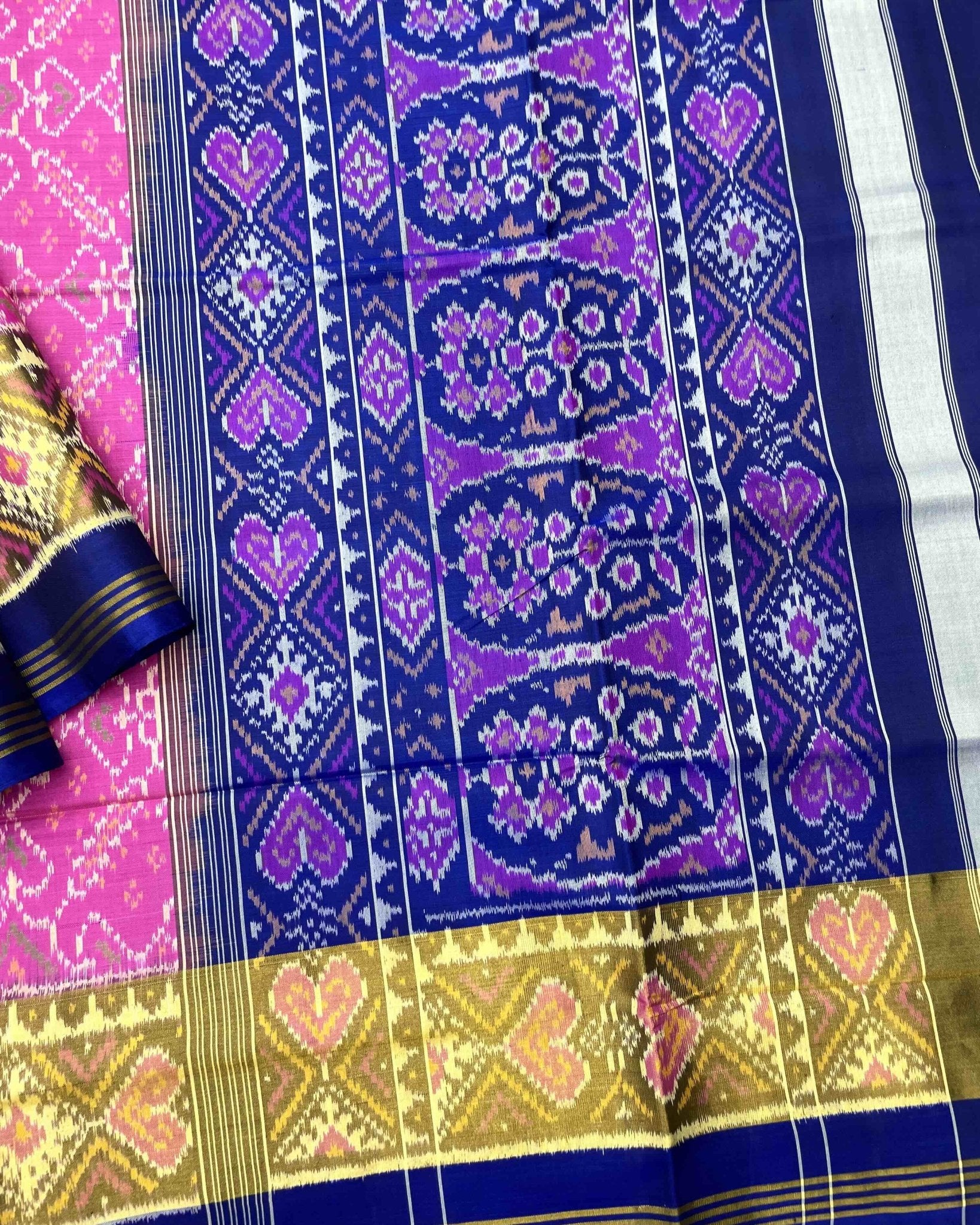 Blue & Pink Manekchowk Patola Saree - SindhoiPatolaArt