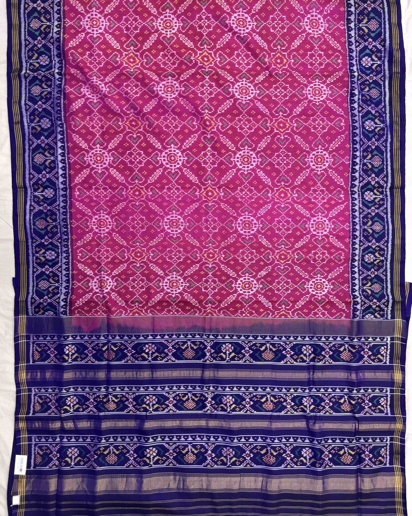 Blue & Pink Manekchowk Semi Double Ikat Patola Saree - SindhoiPatolaArt