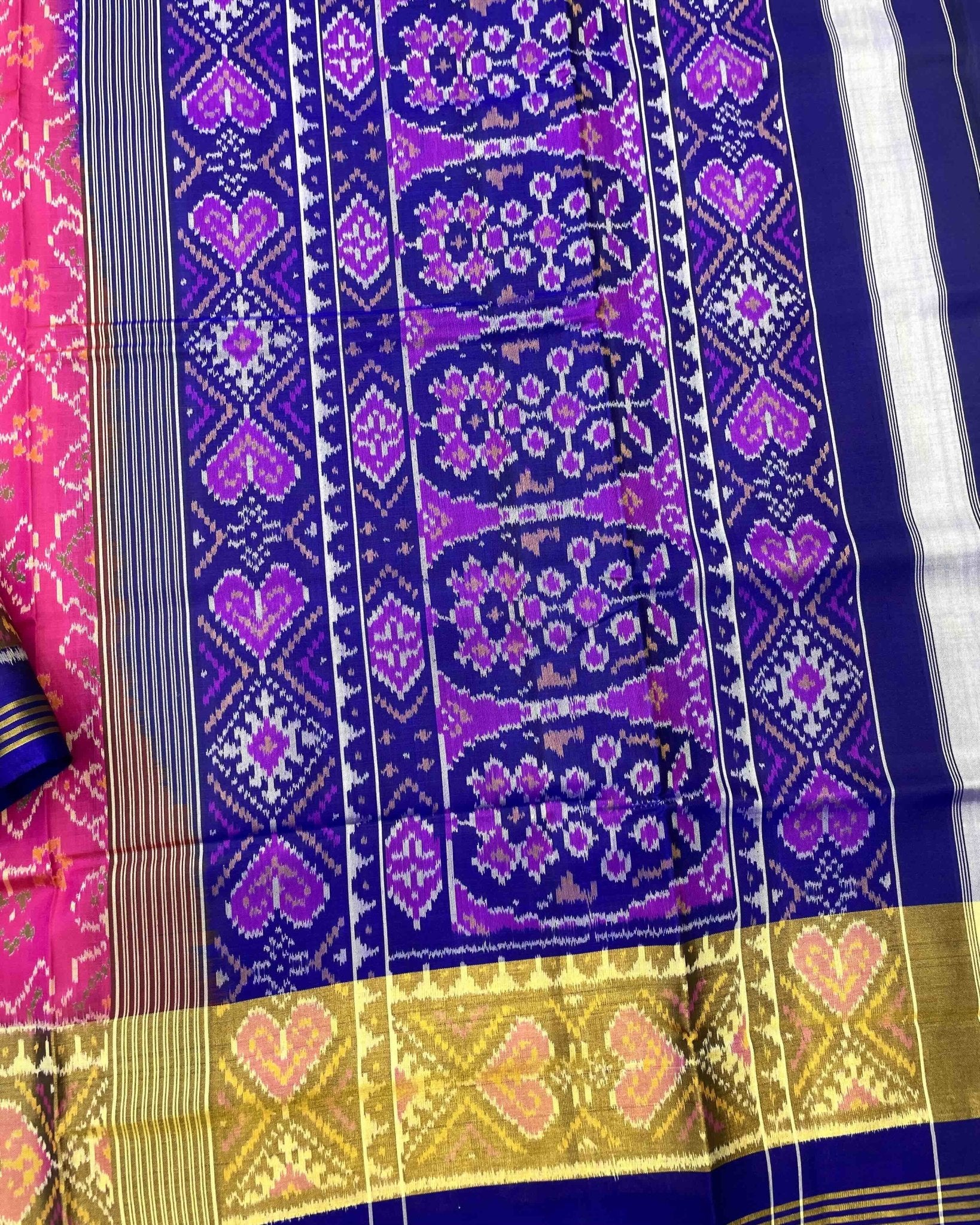 Blue & Pink Navratan Patola Saree - SindhoiPatolaArt