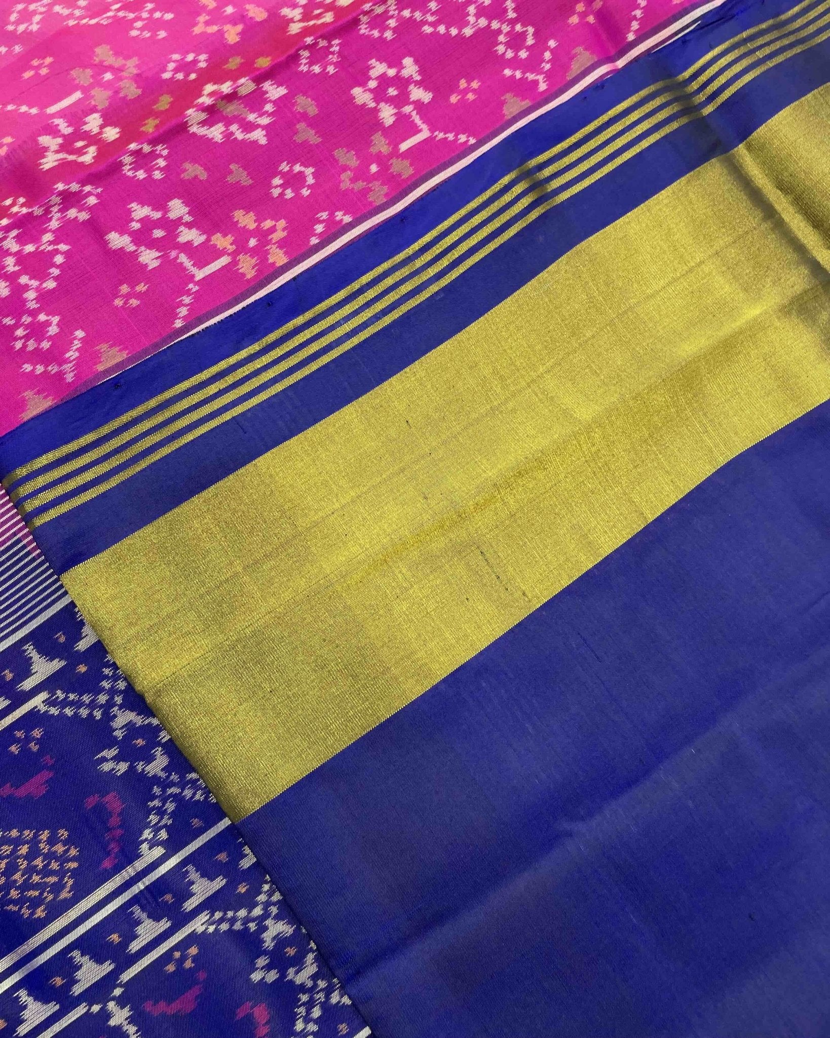 Blue & Pink Navratan Patola Saree - SindhoiPatolaArt