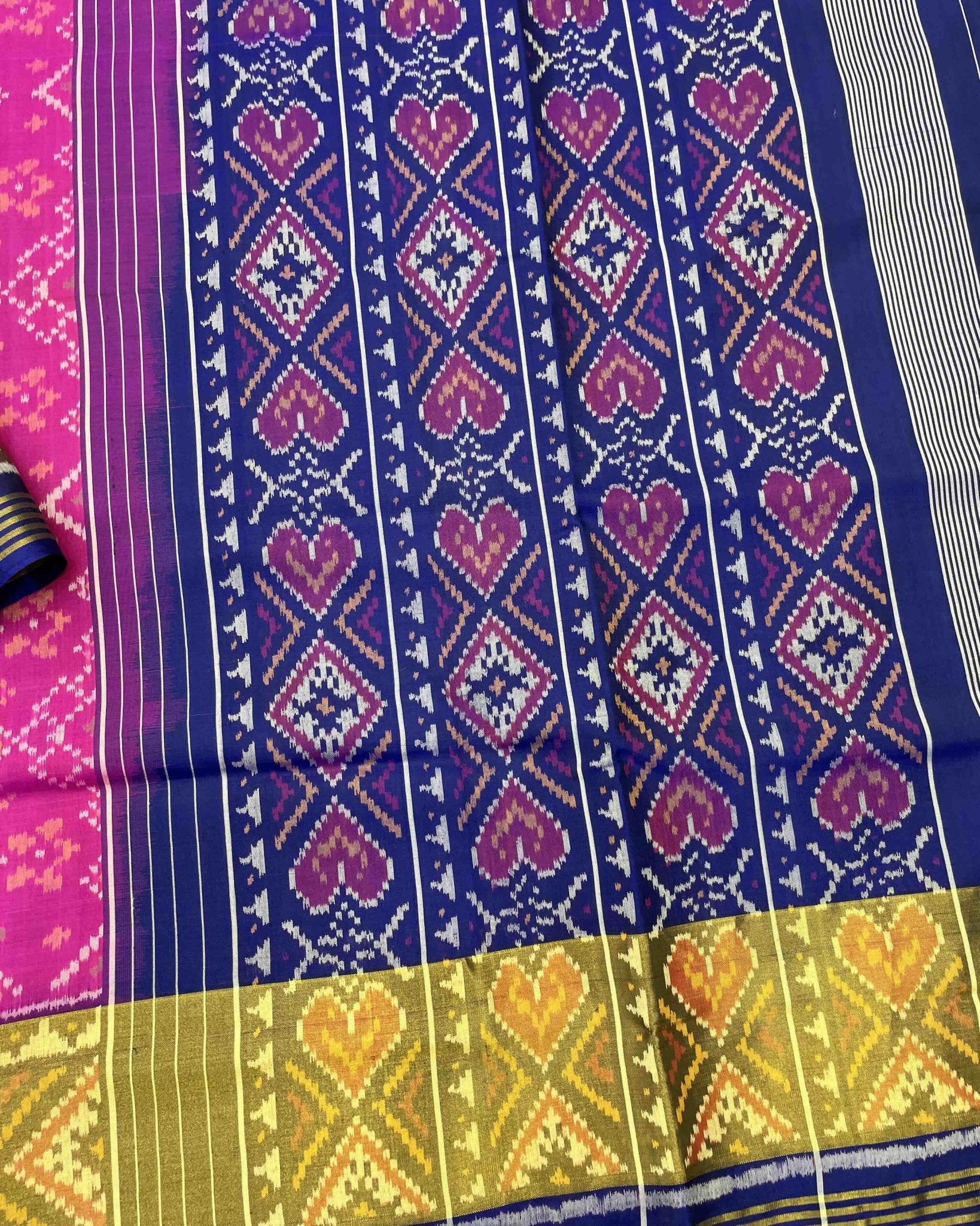 Blue & Pink Navratan Patola Saree - SindhoiPatolaArt