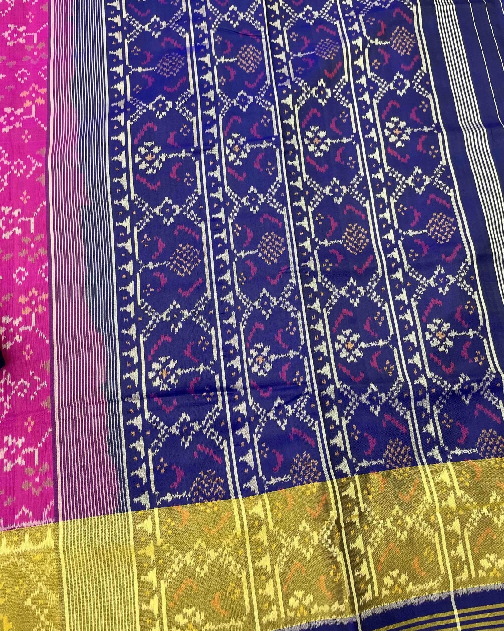 Blue & Pink Navratan Patola Saree - SindhoiPatolaArt
