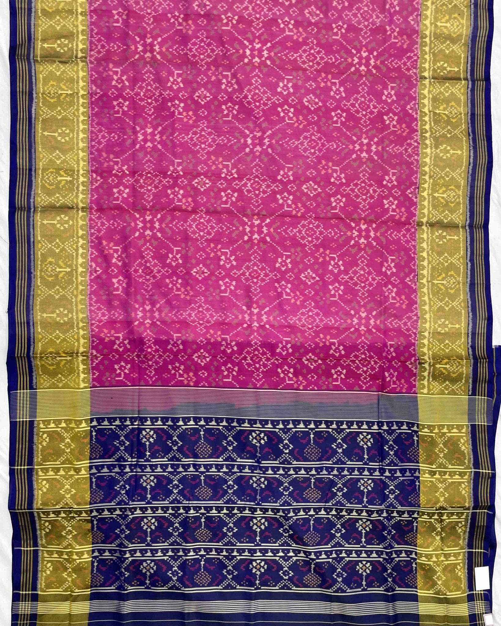 Blue & Pink Navratan Patola Saree - SindhoiPatolaArt