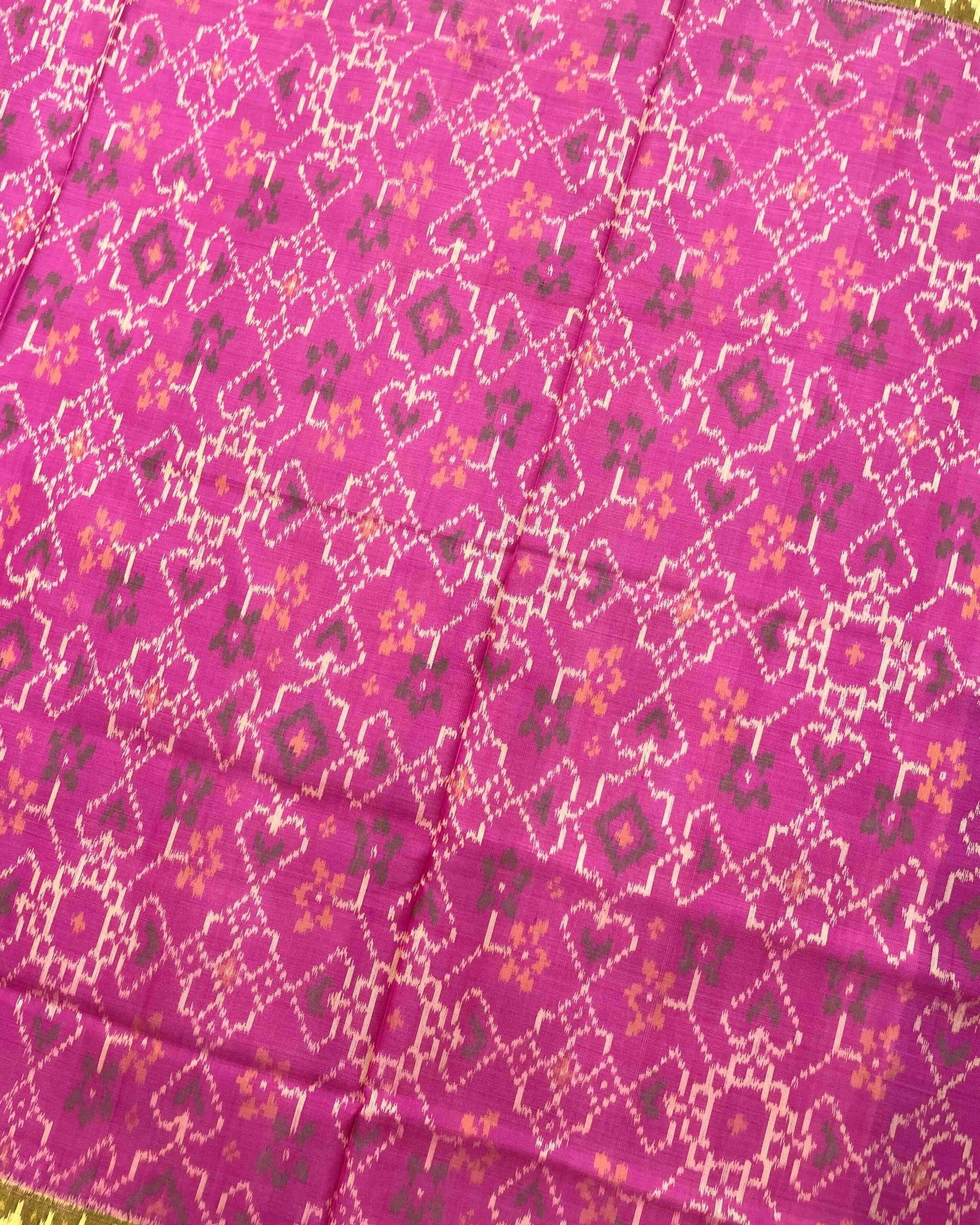 Blue & Pink Navratan Patola Saree - SindhoiPatolaArt