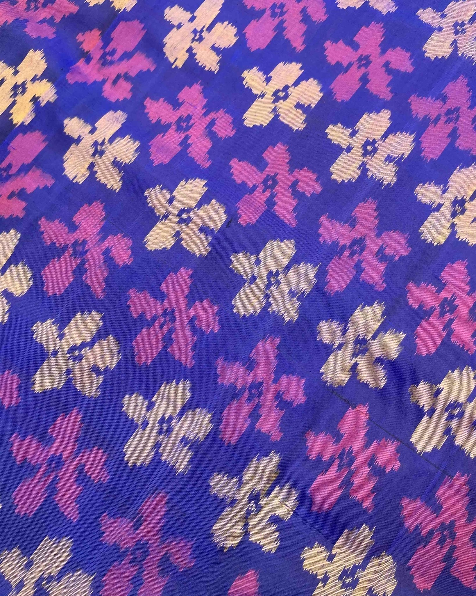 Blue & Purle Fancy Flower with Parrot Pallu Patola Saree - SindhoiPatolaArt