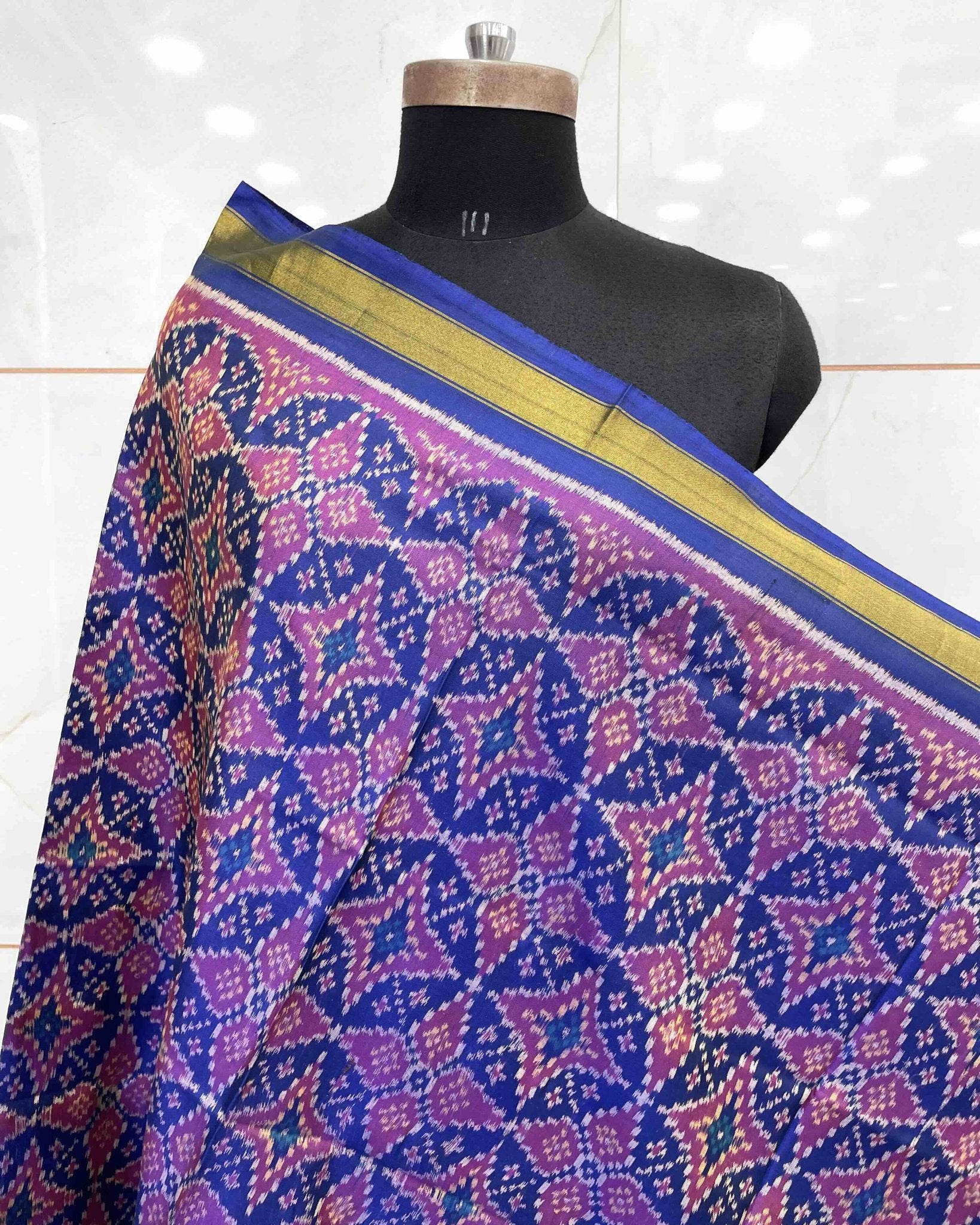 Blue Solsitara Design Patola Dupatta - SindhoiPatolaArt